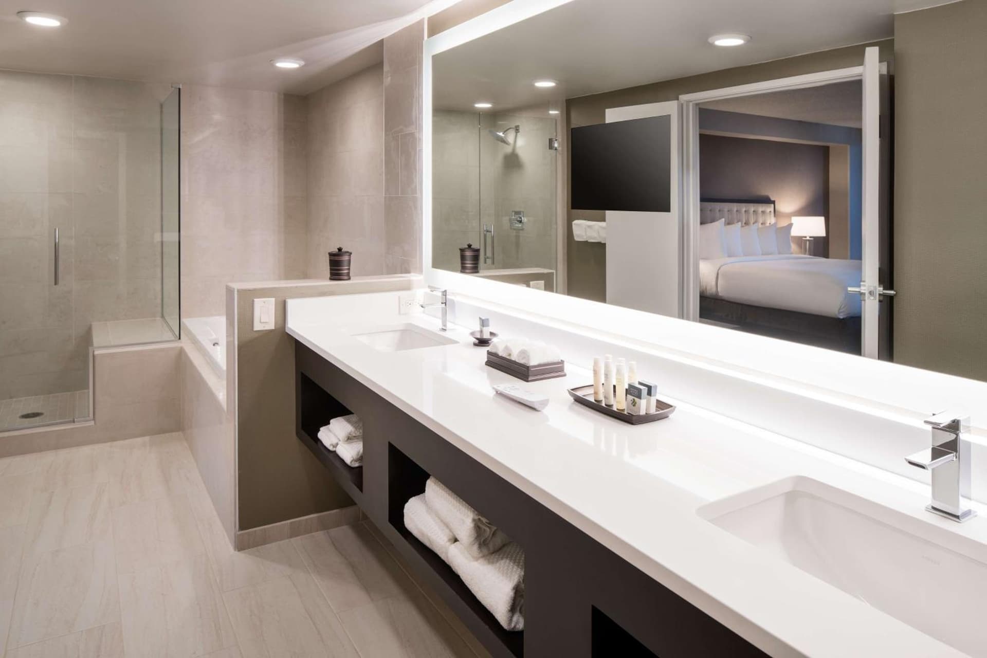DoubleTree by Hilton Denver Tech gallery photo in Greenwood Village, CO — image 19