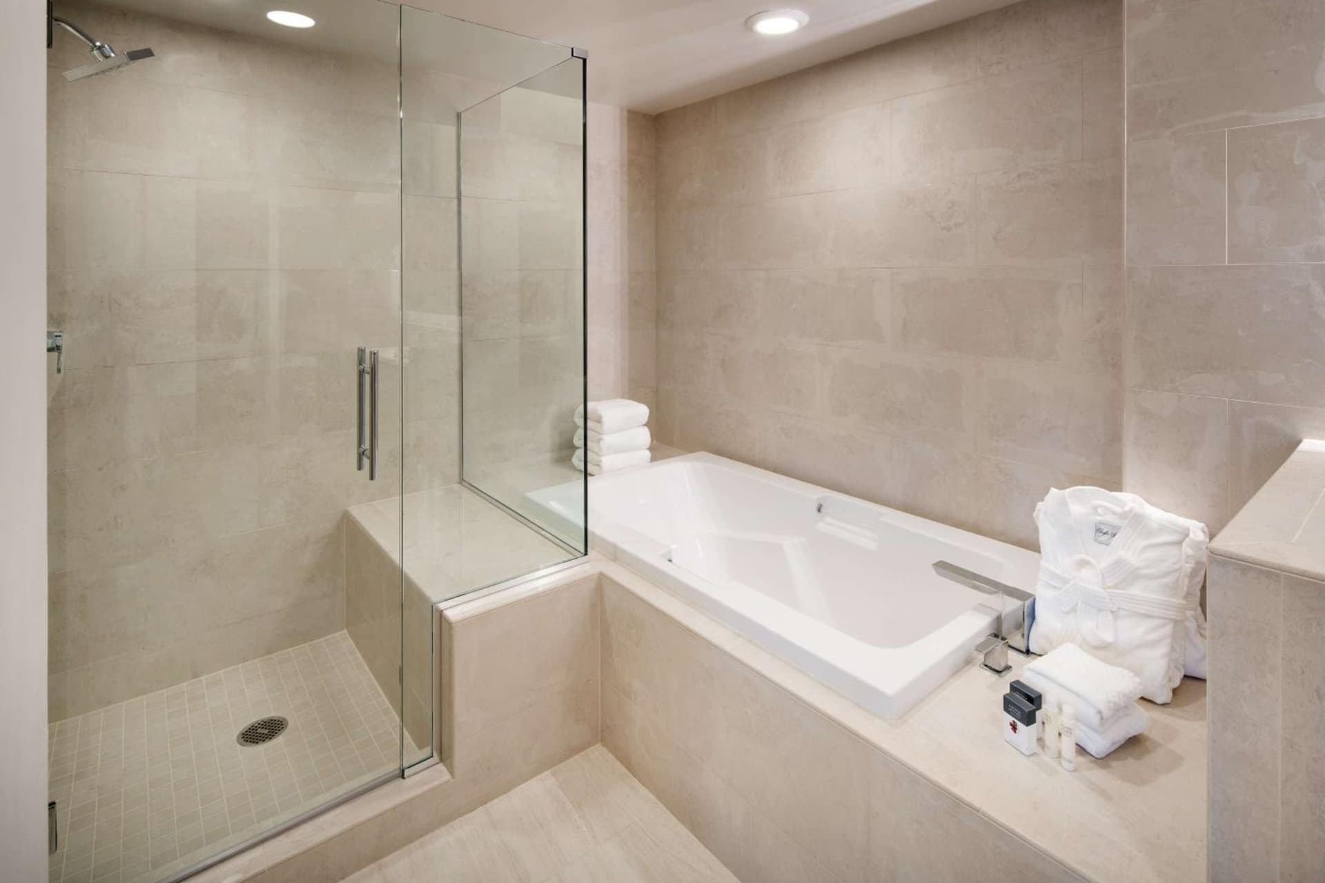 DoubleTree by Hilton Denver Tech gallery photo in Greenwood Village, CO — image 47