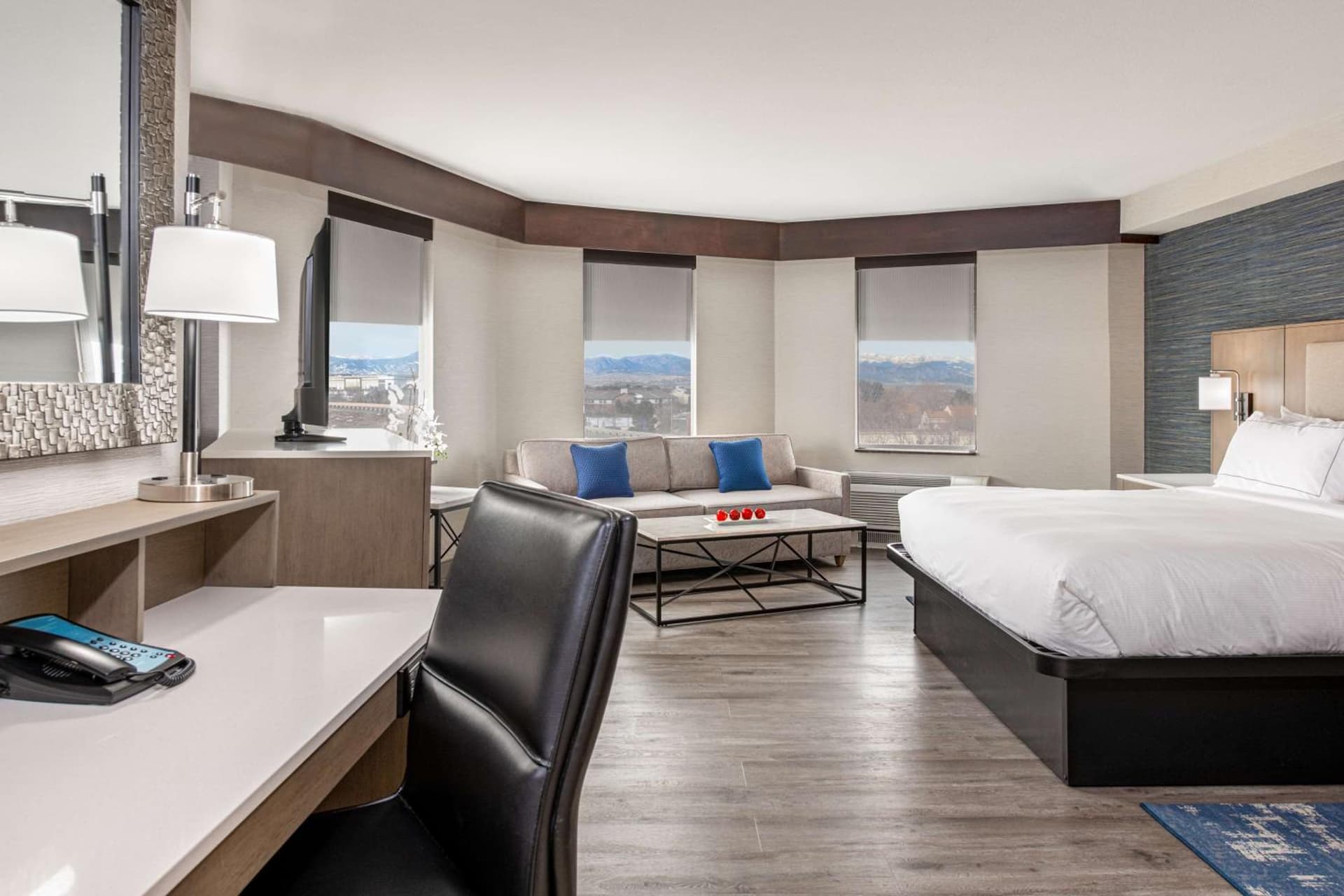 DoubleTree by Hilton Hotel Denver - Thornton gallery photo in Thornton, CO — image 9