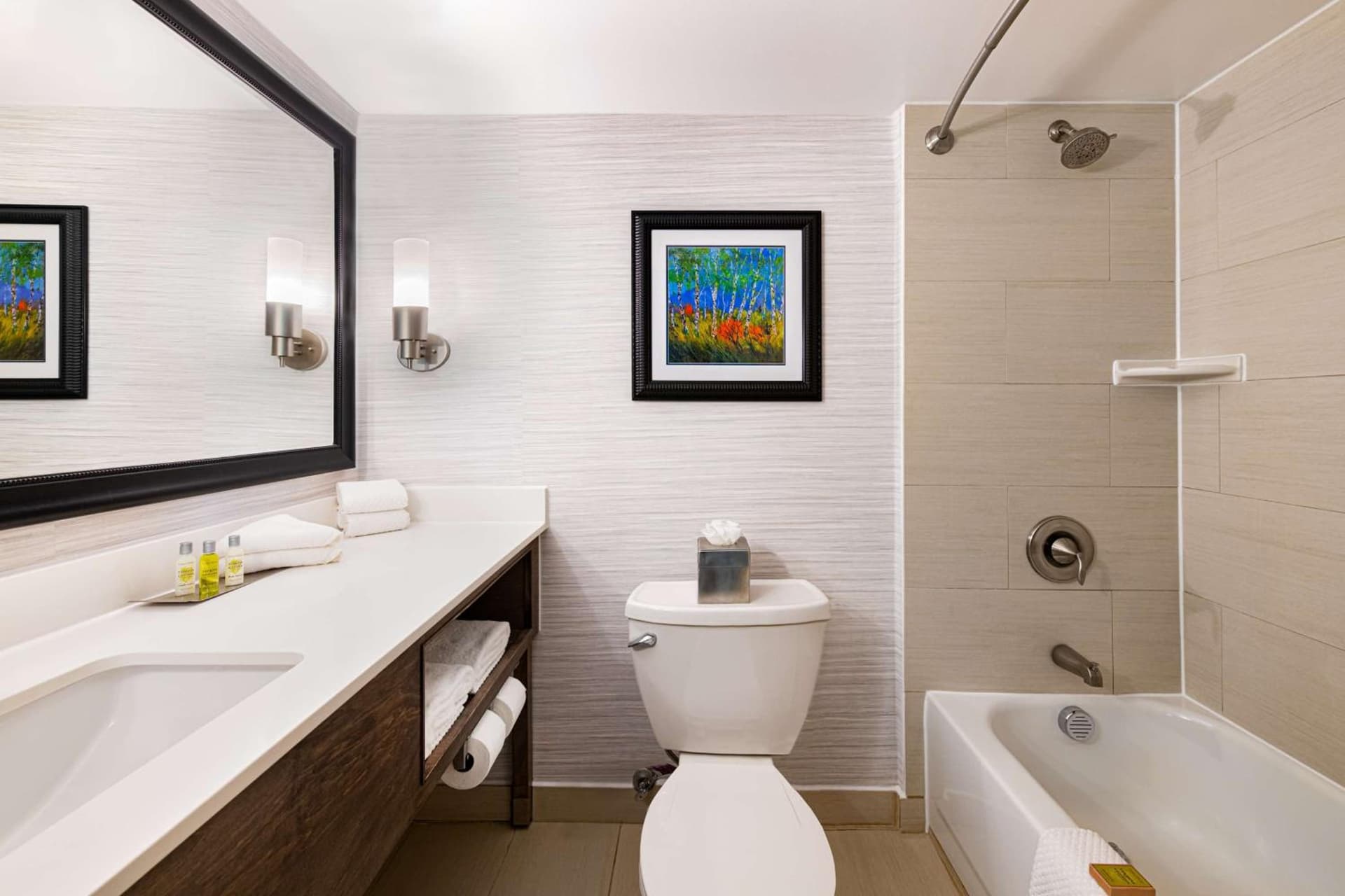 DoubleTree by Hilton Hotel Denver - Thornton gallery photo in Thornton, CO — image 8
