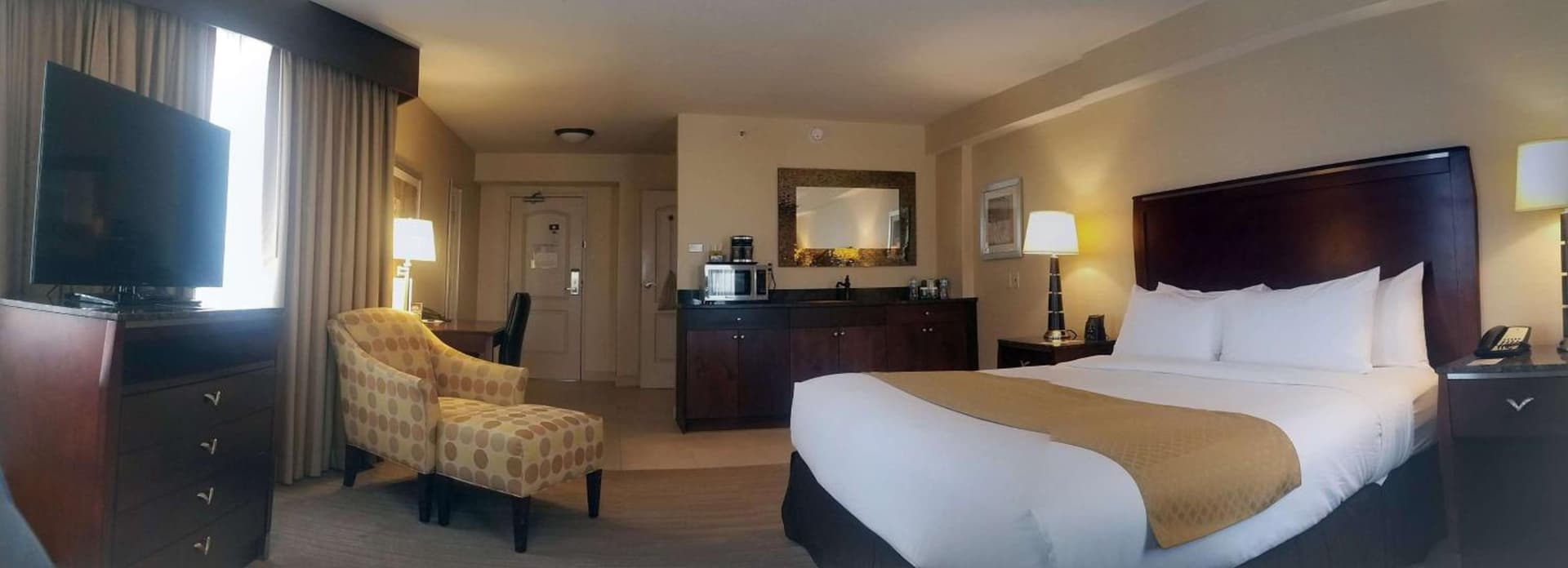 DoubleTree by Hilton Hotel Denver - Thornton gallery photo in Thornton, CO — image 4