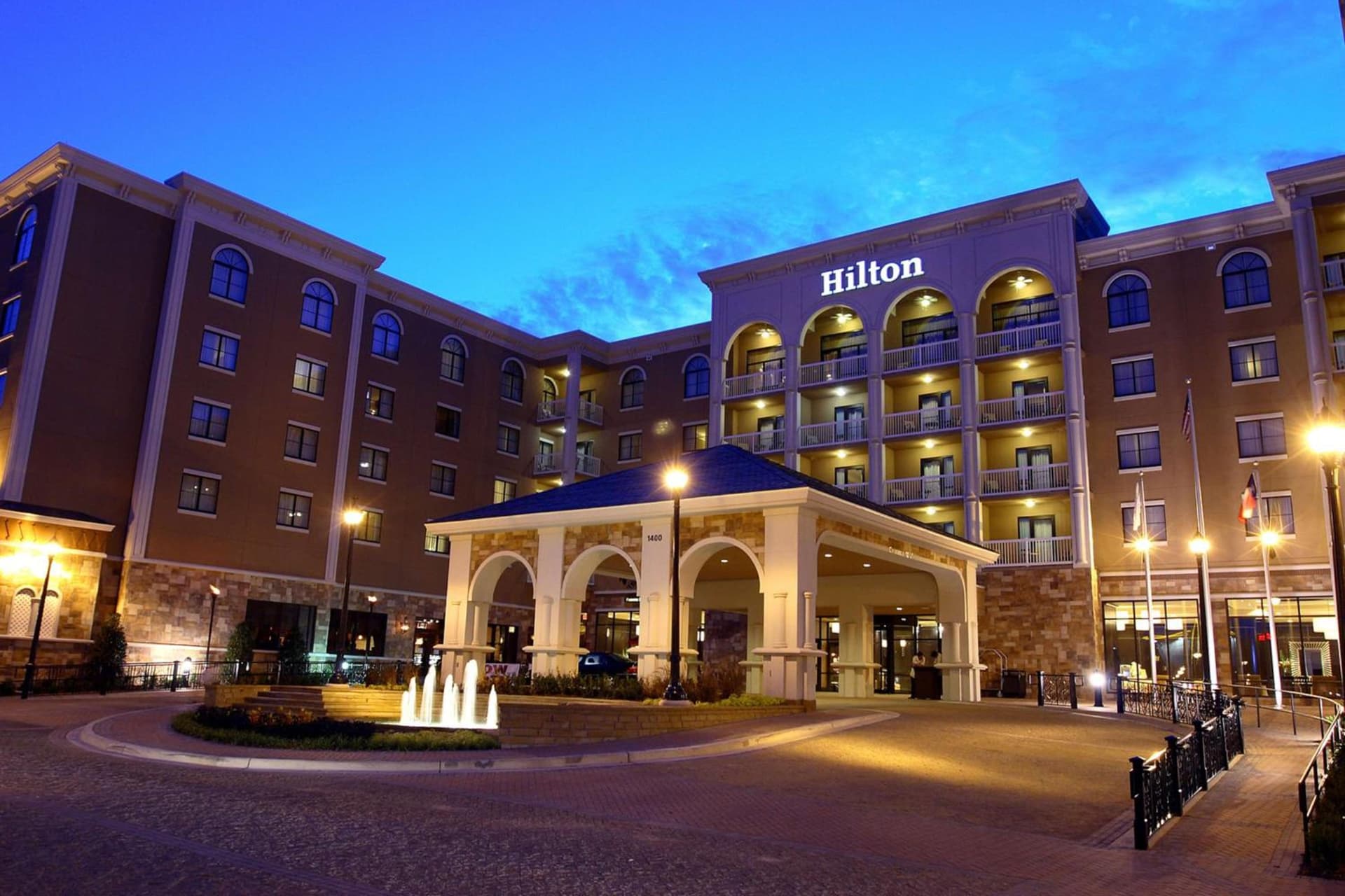 Hilton Dallas Southlake Town Square property views in Southlake, TX — gallery photo 3