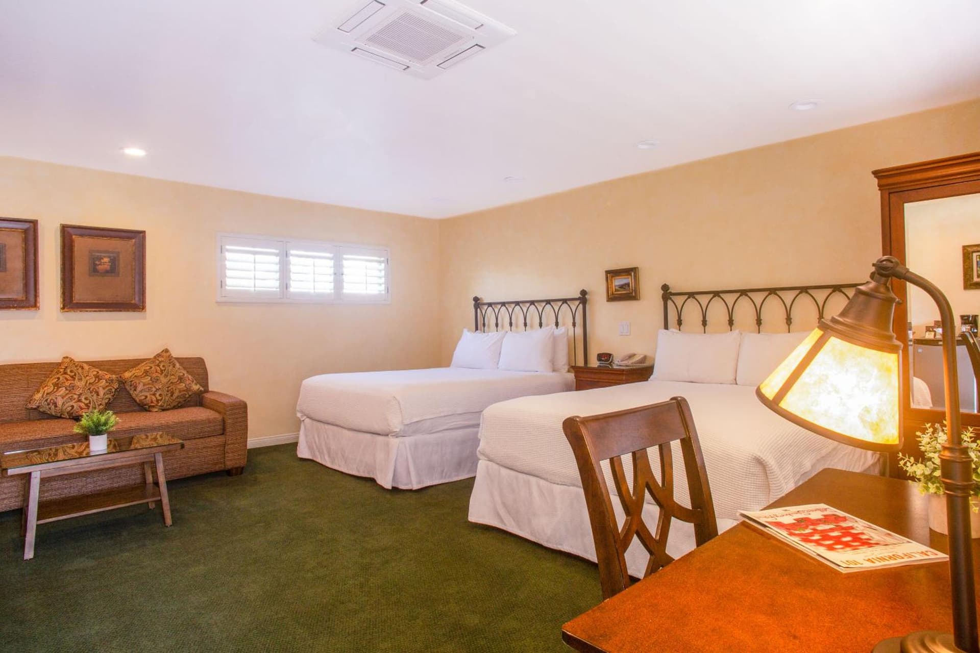 Castillo Inn at the Beach property views in Santa Barbara, CA — gallery photo 3