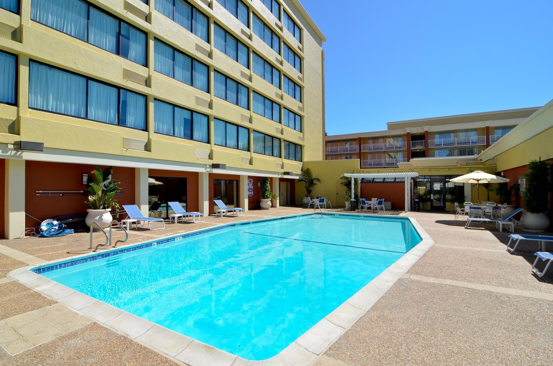 Clarion Hotel Concord/Walnut Creek gallery photo in Concord, CA — image 8