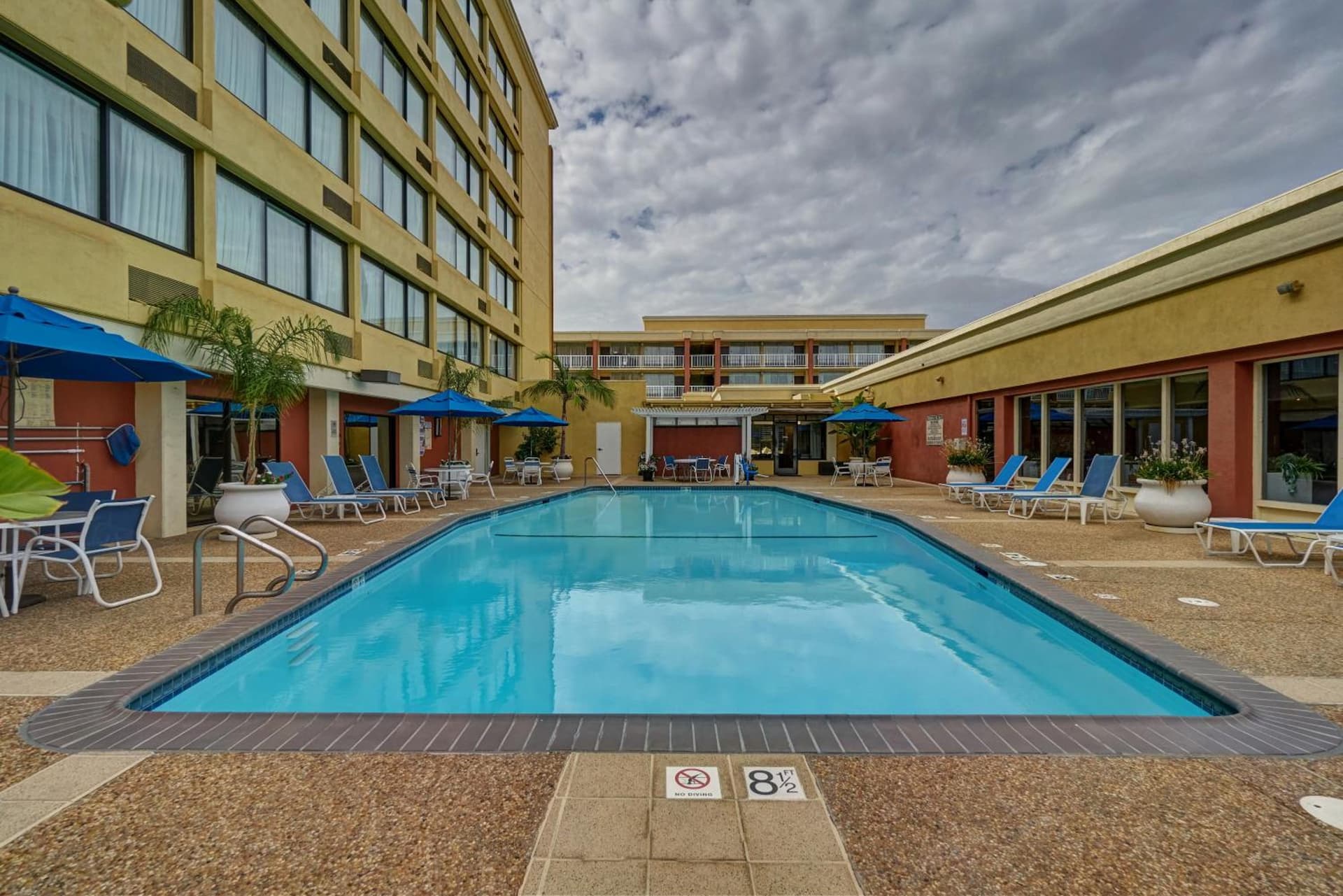 Clarion Hotel Concord/Walnut Creek gallery photo in Concord, CA — image 26