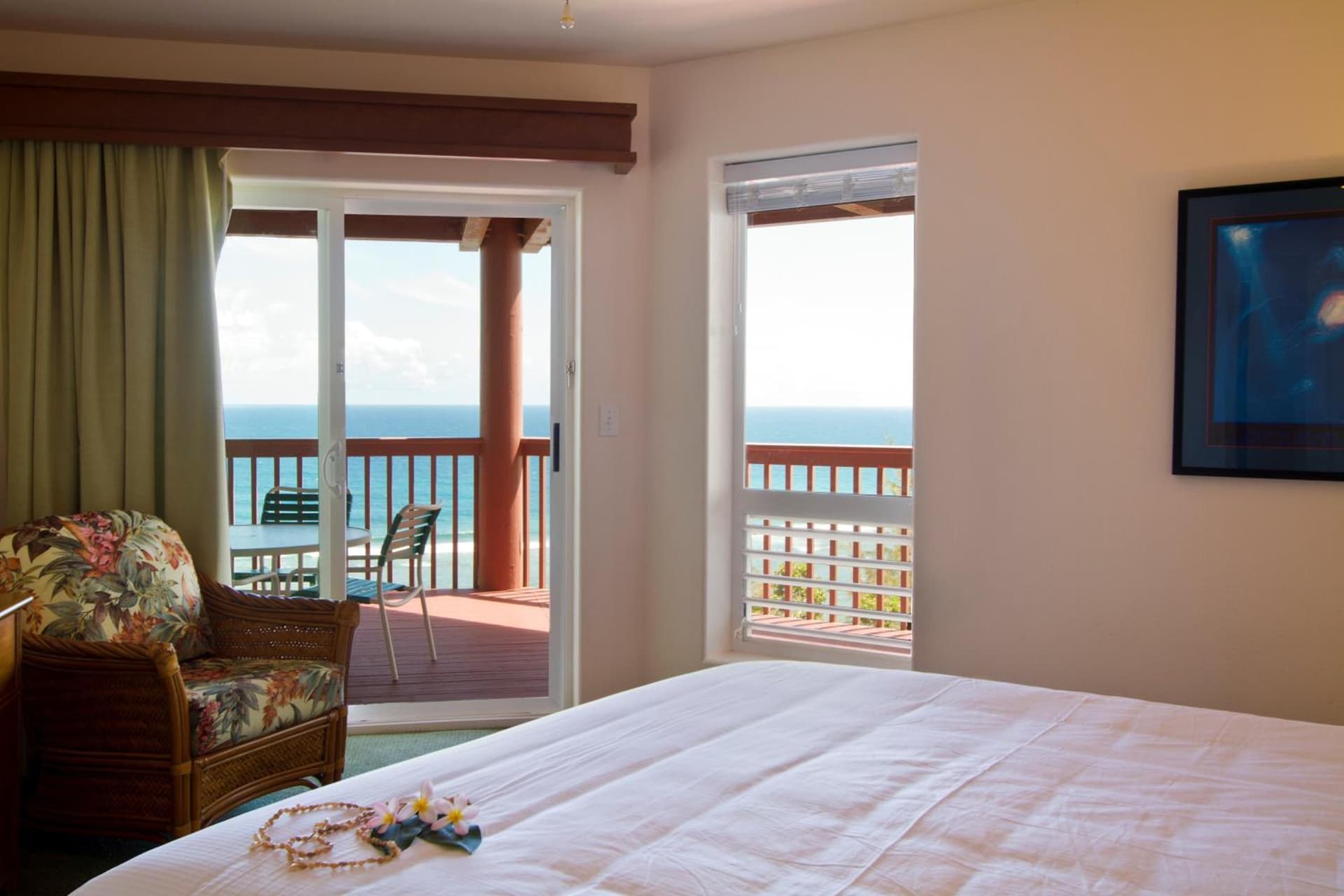 Club Wyndham Shearwater interior in Princeville, HI — gallery photo 2