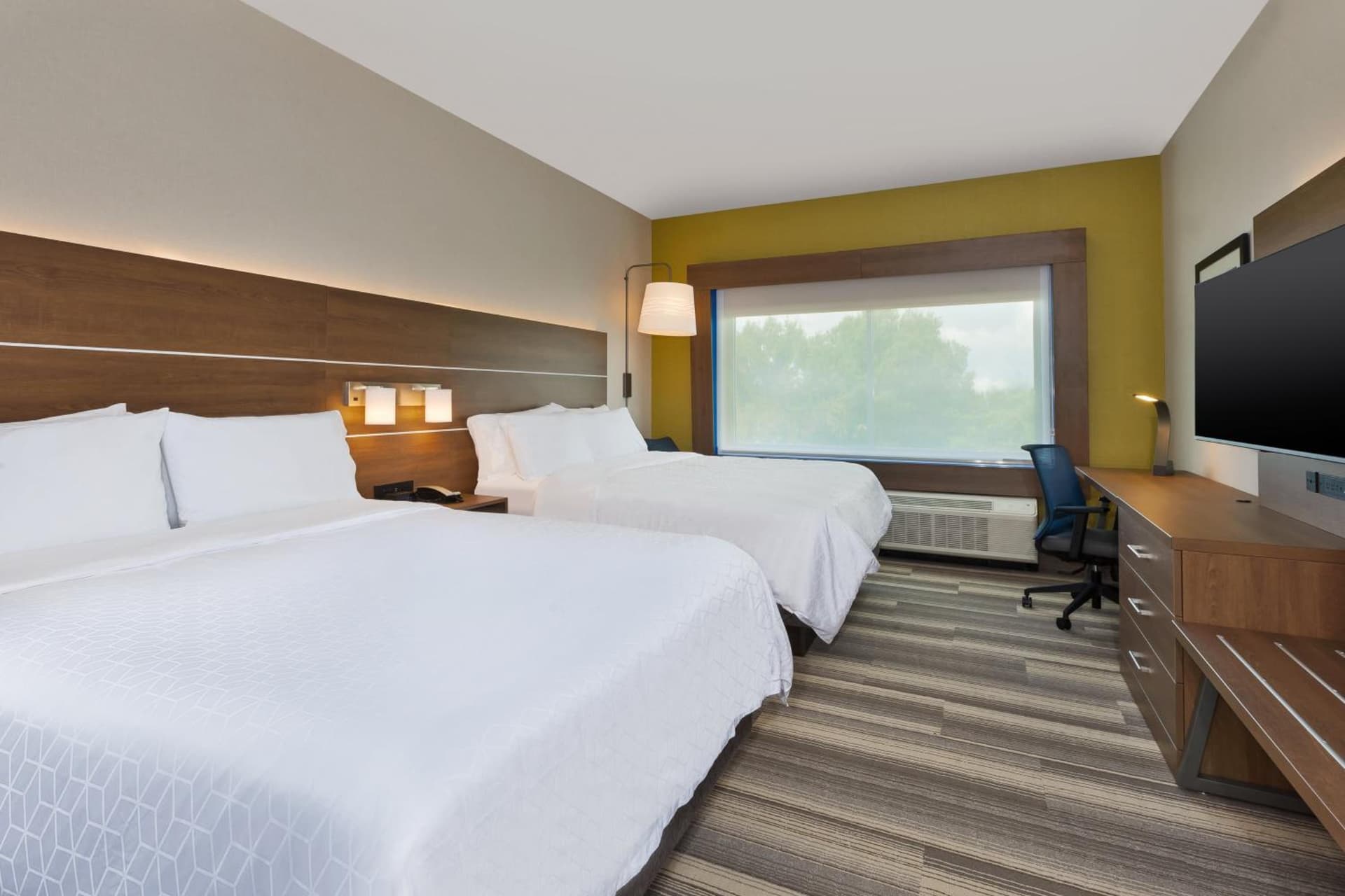 Holiday Inn Express & Suites - Milan - Sandusky Area by IHG interior in Milan, OH — gallery photo 2