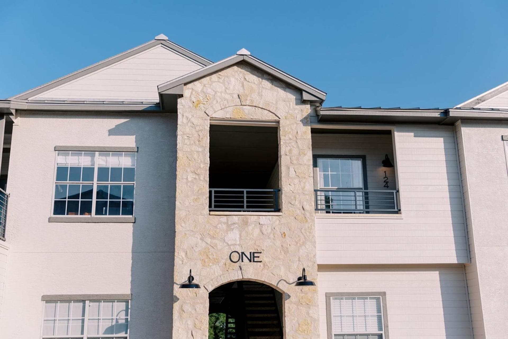 Unit 113 - The Rapids 3 Bedroom - Cation on the Guadalupe property views in New Braunfels, TX — gallery photo 3