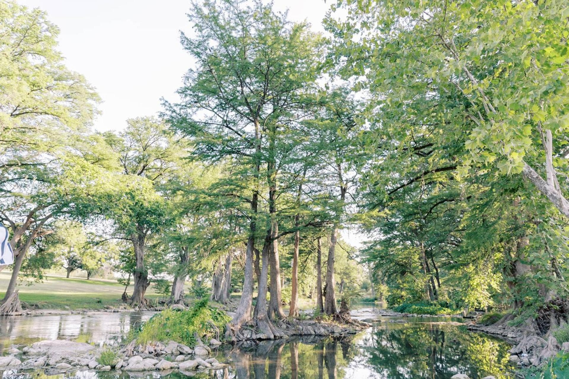 Unit 113 - The Rapids 3 Bedroom - Cation on the Guadalupe interior in New Braunfels, TX — gallery photo 2