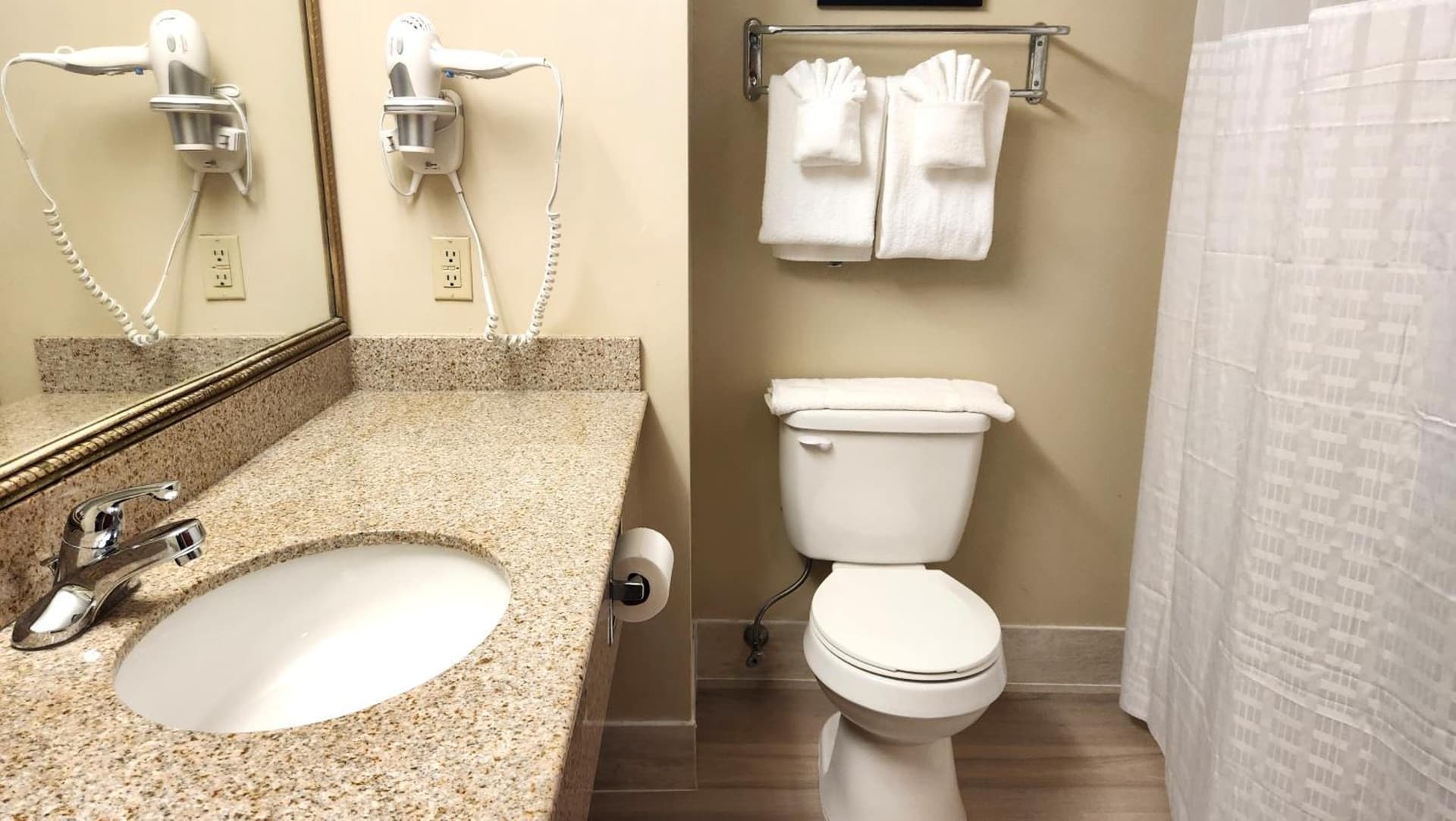 Comfort Inn & Suites Mount Pocono gallery photo in Mount Pocono, PA — image 36