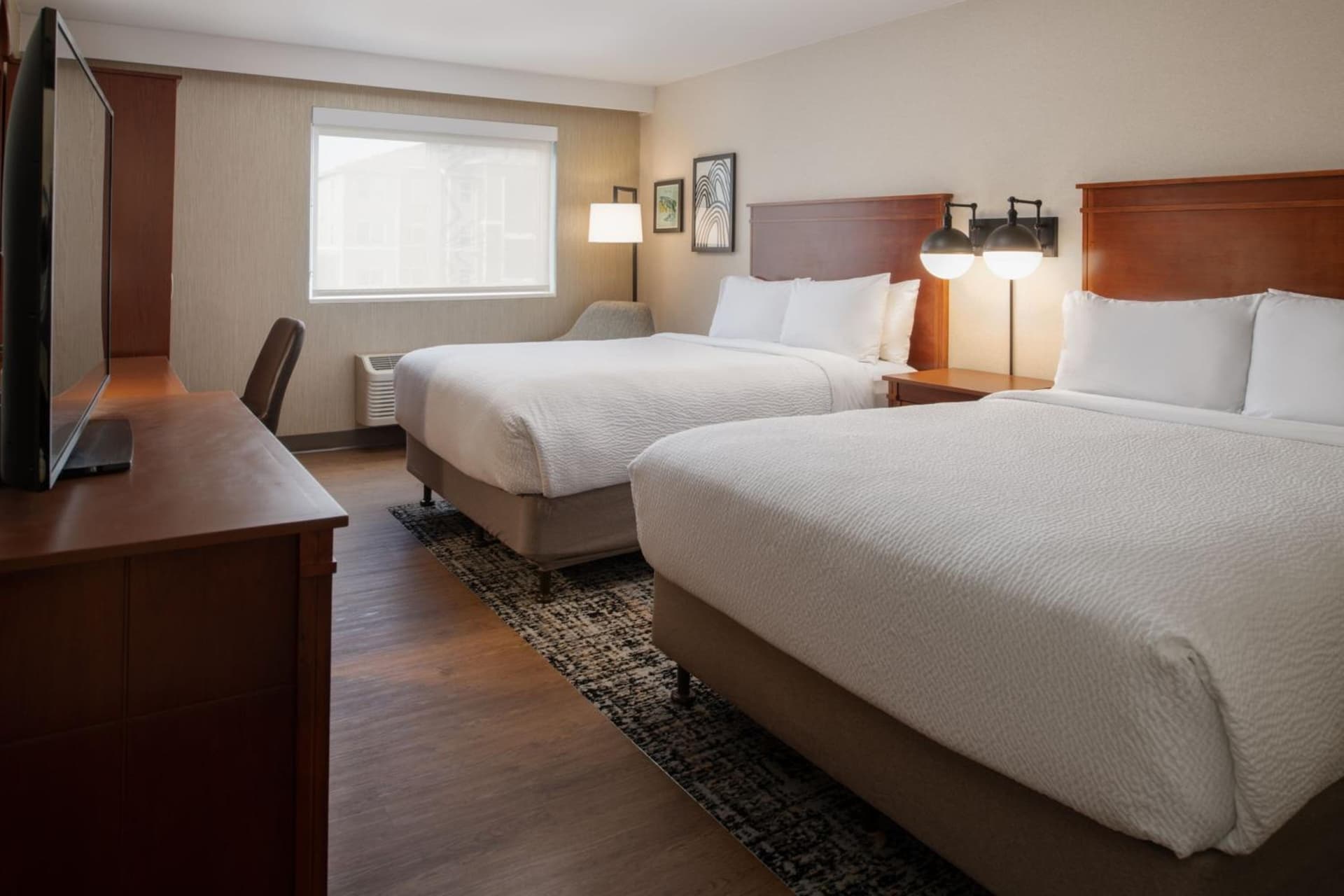 Four Points by Sheraton Bellingham Hotel & Conference Center gallery photo in Bellingham, WA — image 7