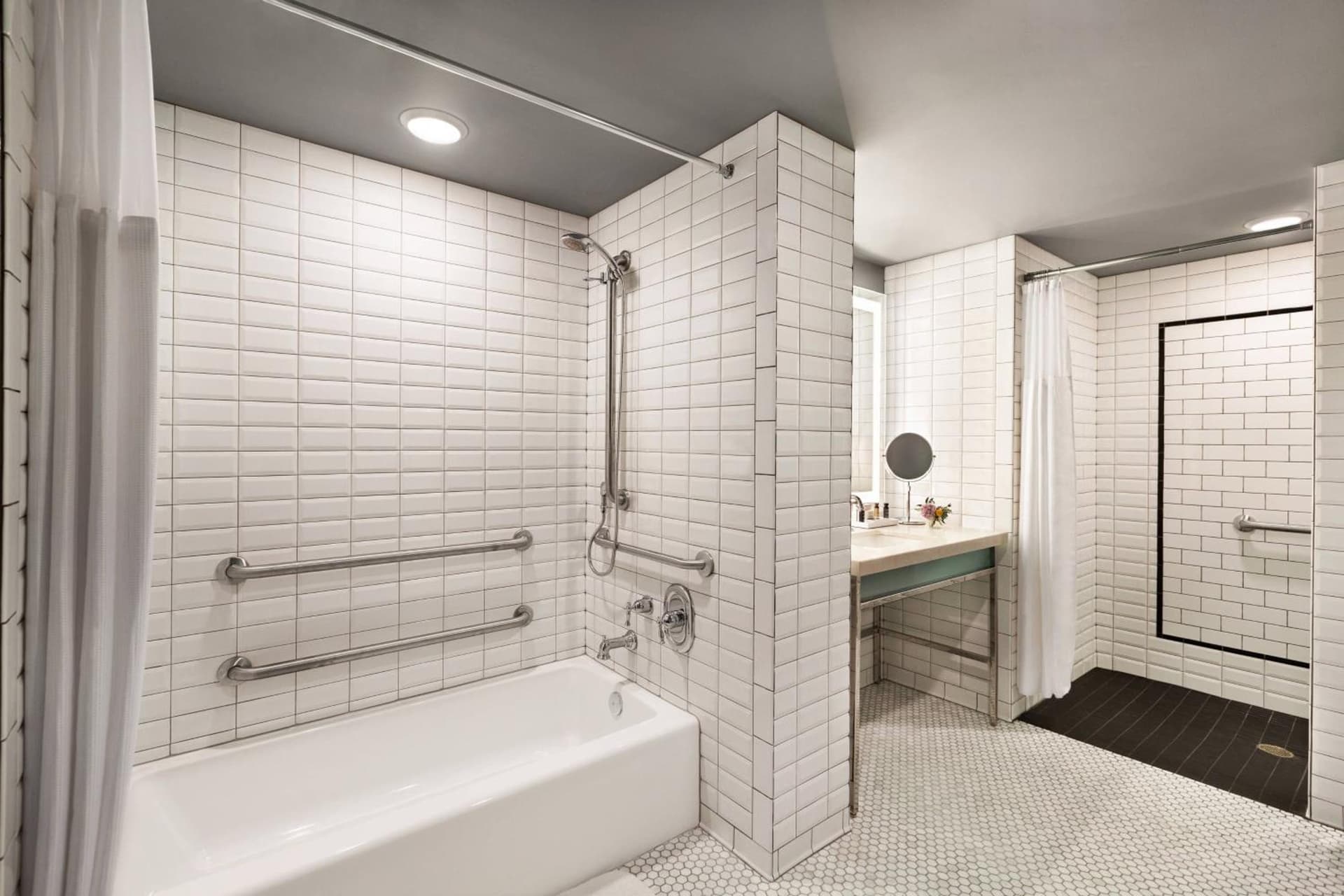 Hotel Northland, Autograph Collection property views in Green Bay, WI — gallery photo 3