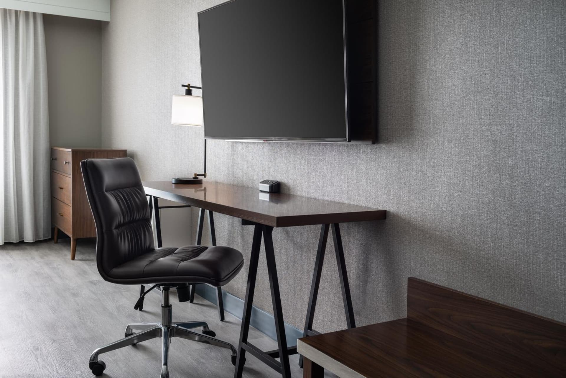 Four Points by Sheraton - San Francisco Airport interior in South San Francisco, CA — gallery photo 2