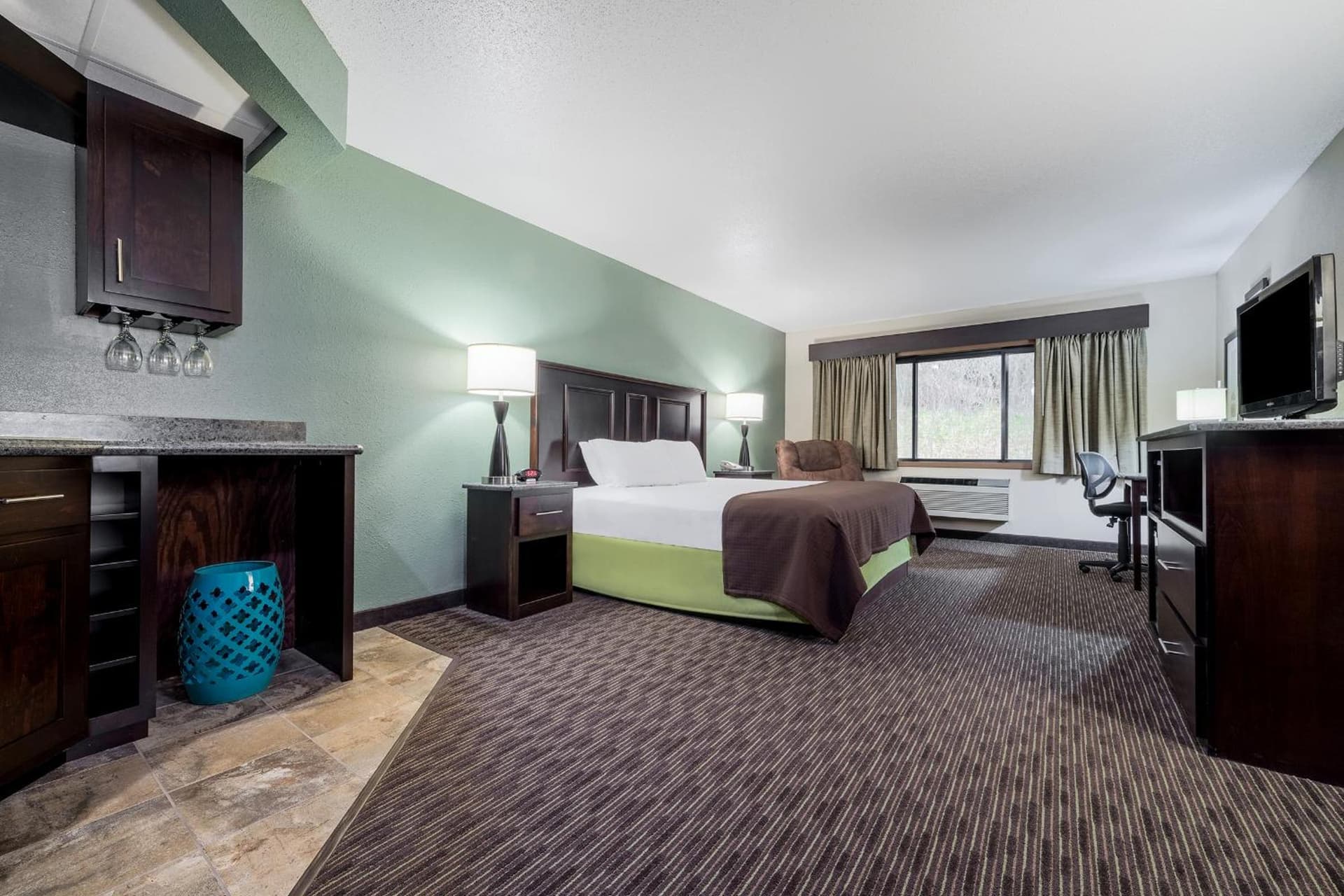 AmericInn by Wyndham West Salem gallery photo in West Salem, WI — image 10