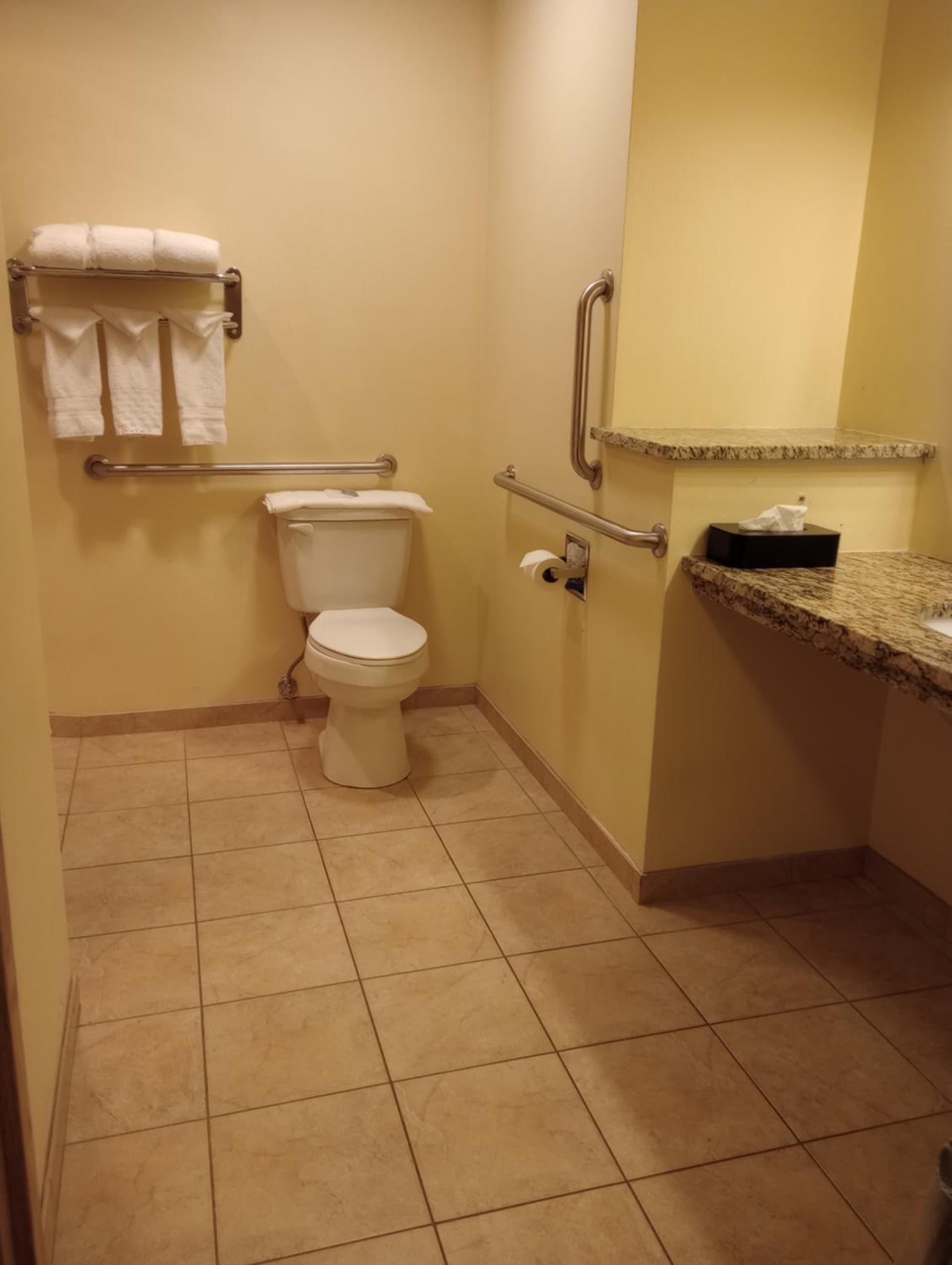 Wingate by Wyndham Mount Vernon interior in Mount Vernon, WA — gallery photo 2