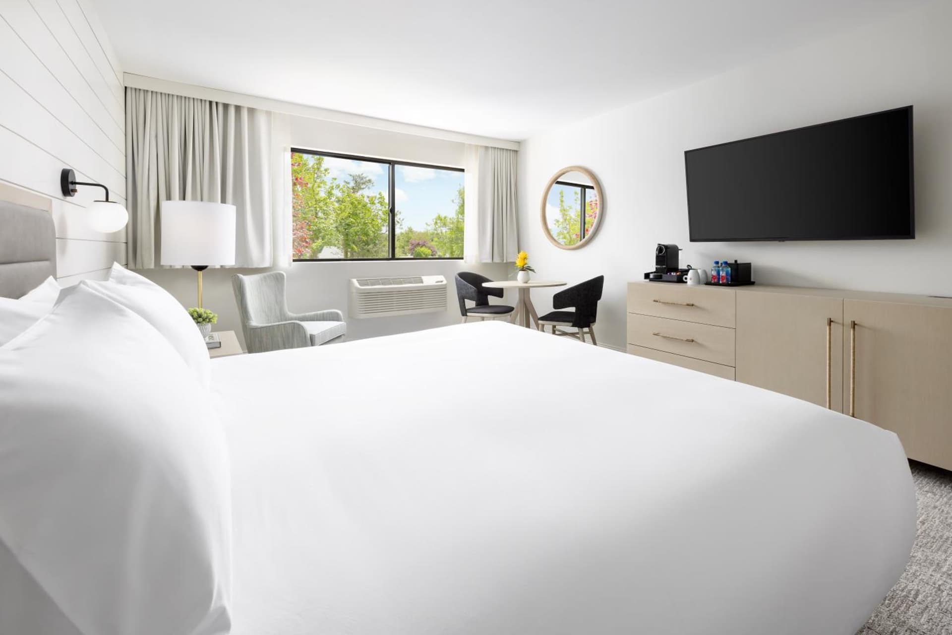 Pell Hotel JdV by Hyatt gallery photo in Middletown, RI — image 13