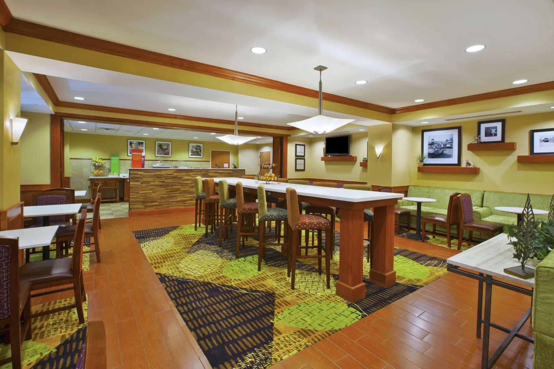 Hampton Inn Commerce/Novi gallery photo in Walled Lake, MI — image 13