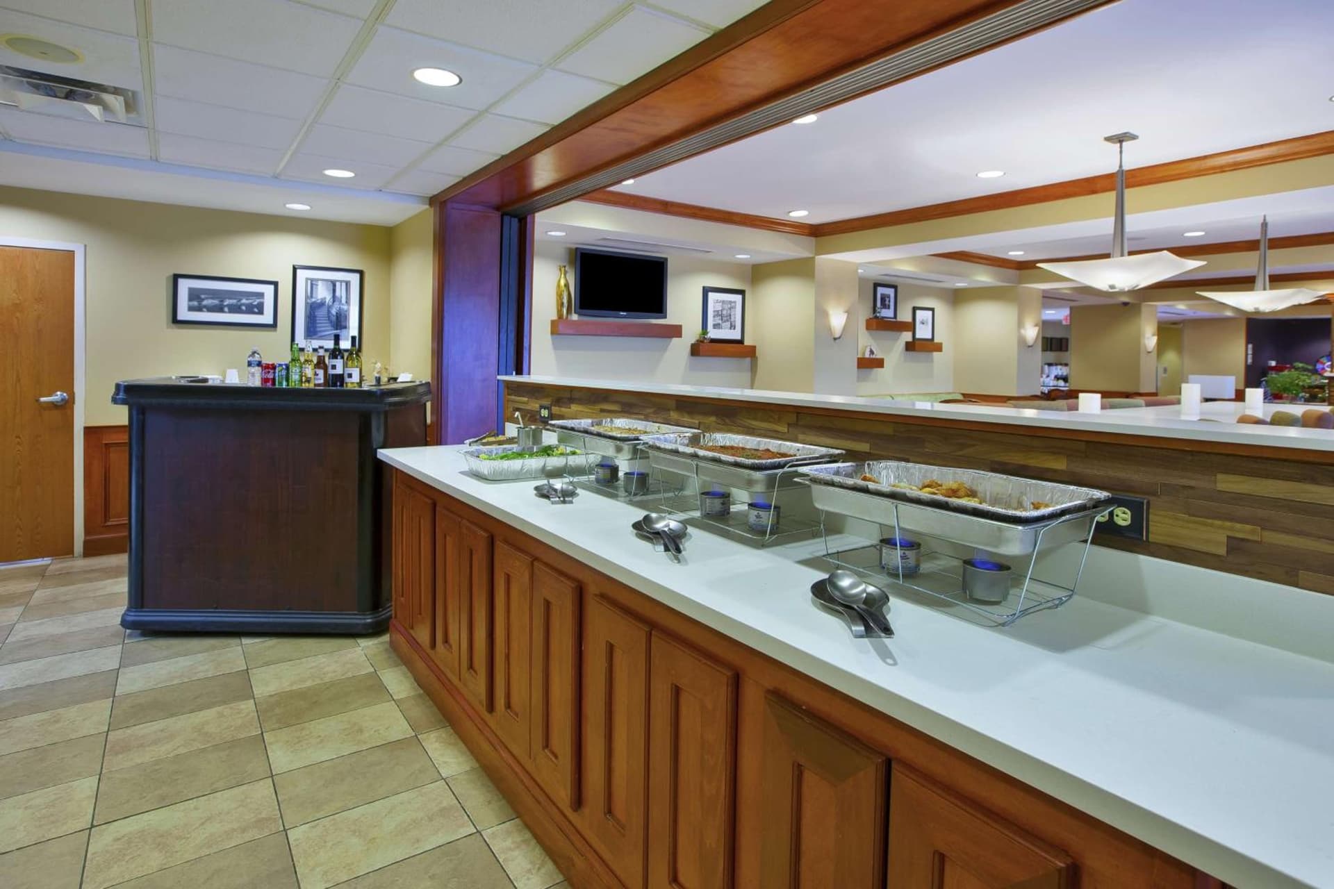 Hampton Inn Commerce/Novi gallery photo in Walled Lake, MI — image 5