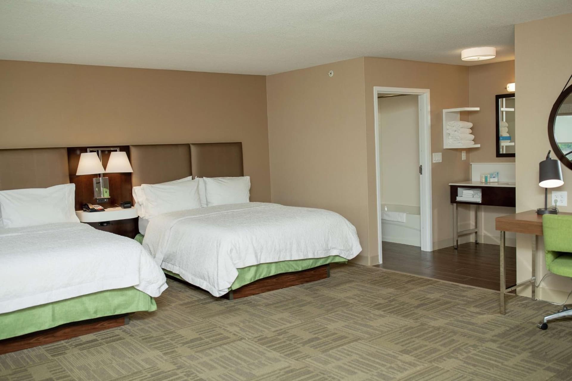 Hampton Inn Commerce/Novi gallery photo in Walled Lake, MI — image 18