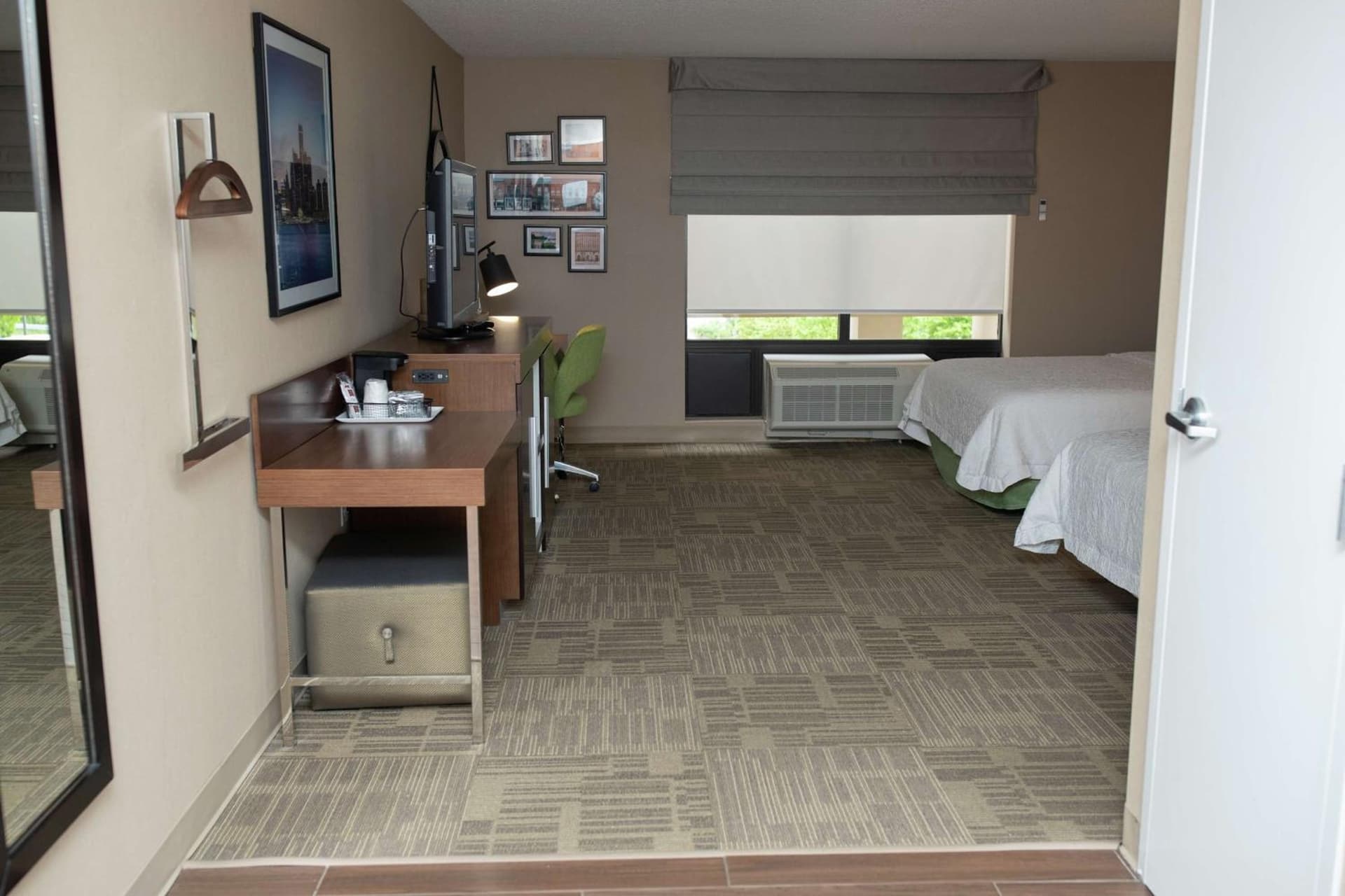 Hampton Inn Commerce/Novi gallery photo in Walled Lake, MI — image 7