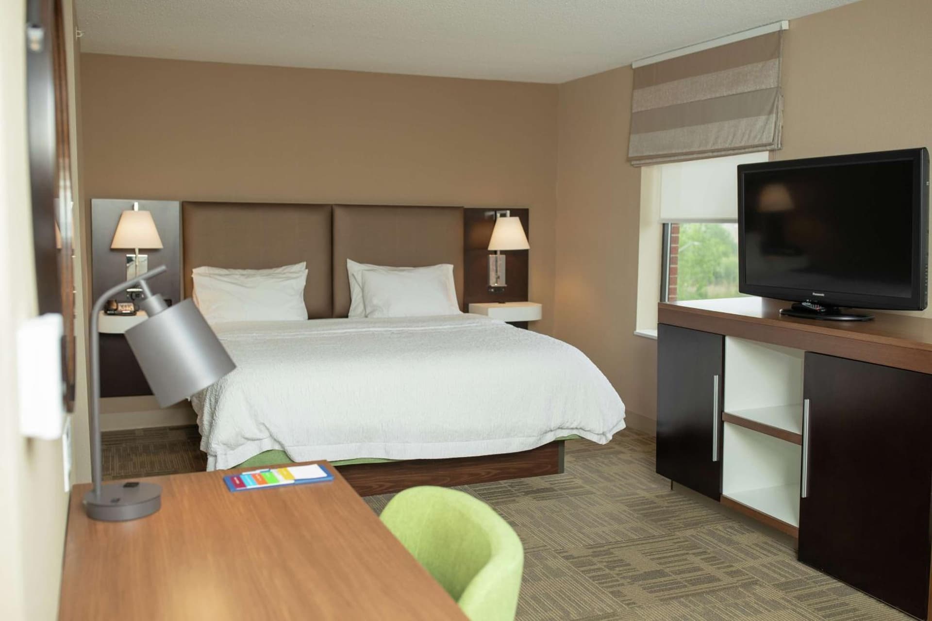 Hampton Inn Commerce/Novi gallery photo in Walled Lake, MI — image 14