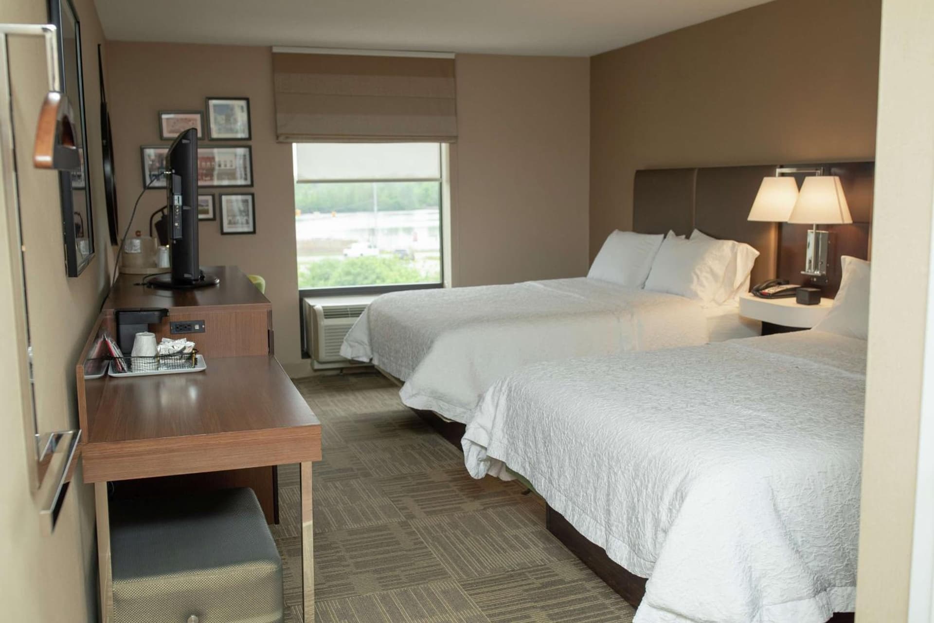 Hampton Inn Commerce/Novi gallery photo in Walled Lake, MI — image 11
