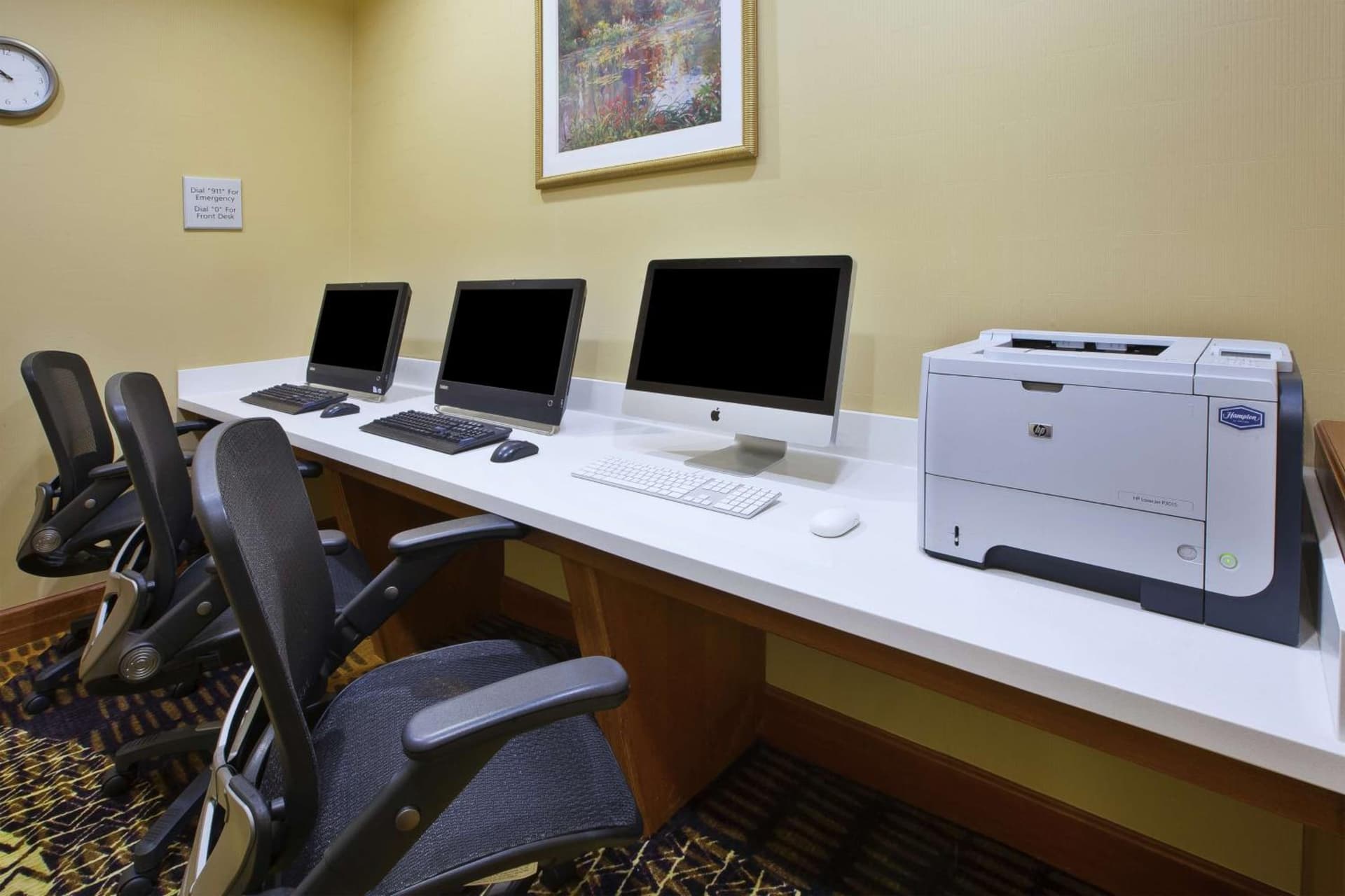 Hampton Inn Commerce/Novi gallery photo in Walled Lake, MI — image 17