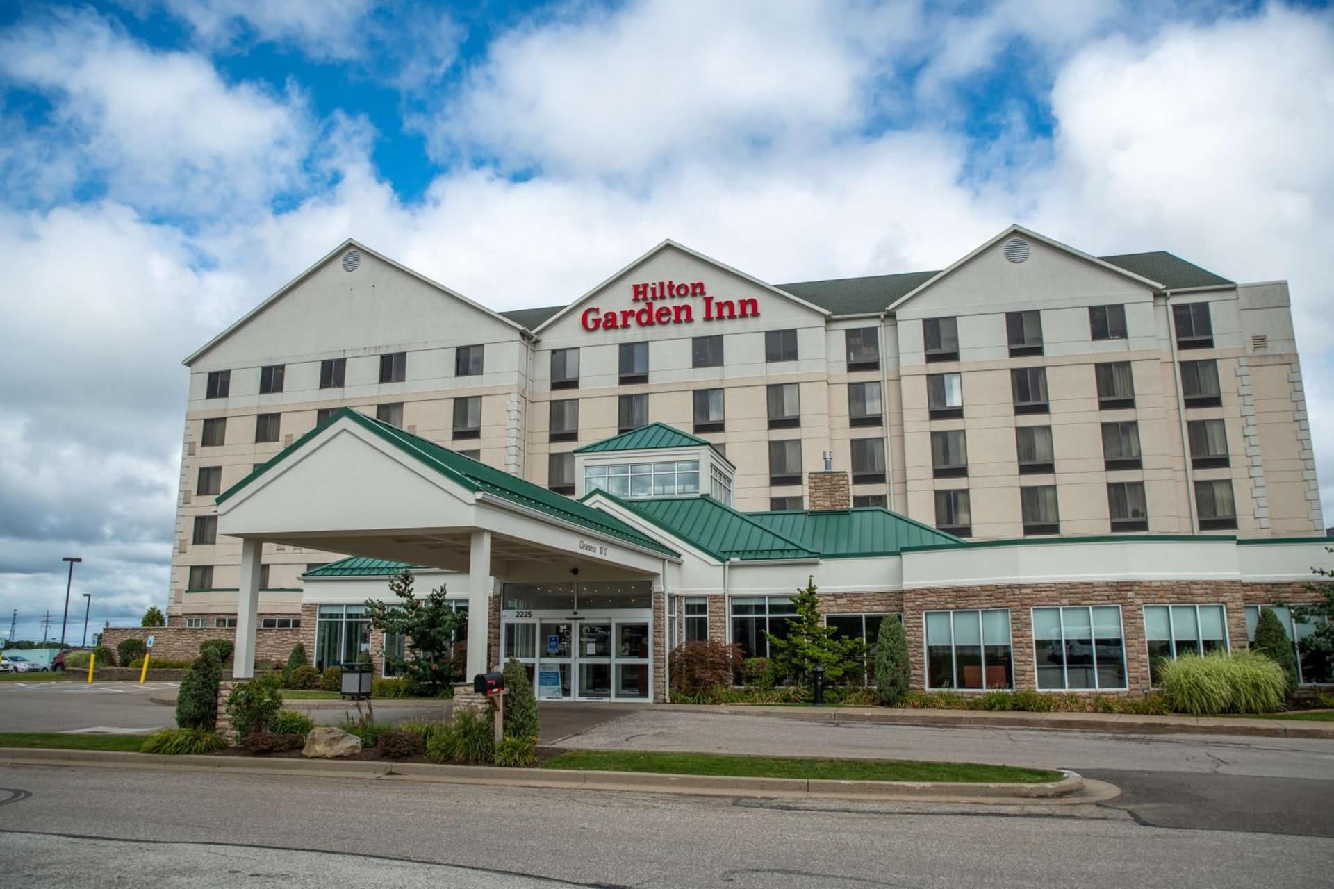 Hilton Garden Inn Erie featured exterior or lobby in Erie, PA — similar hotel