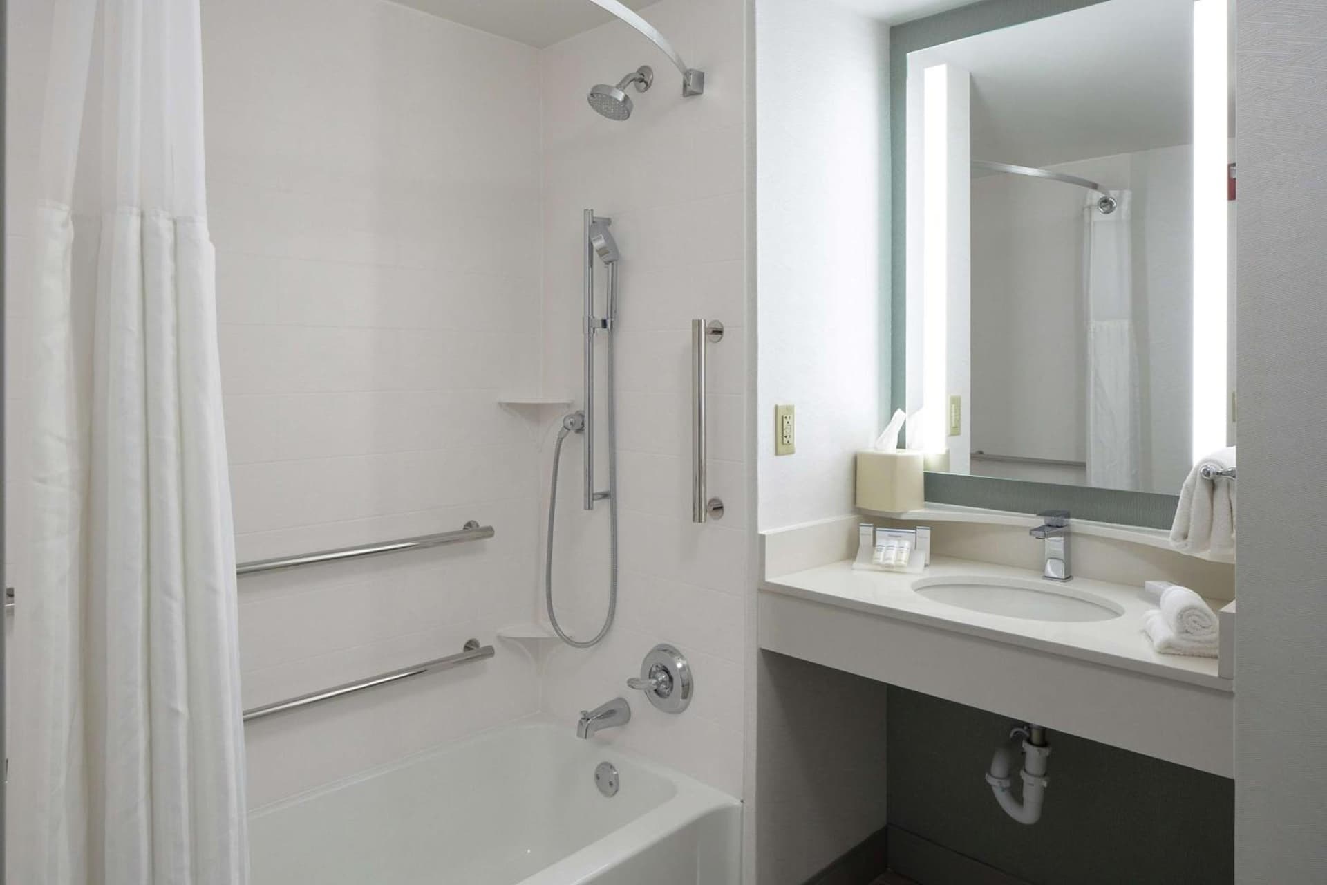 Hilton Garden Inn Evansville gallery photo in Evansville, IN — image 27