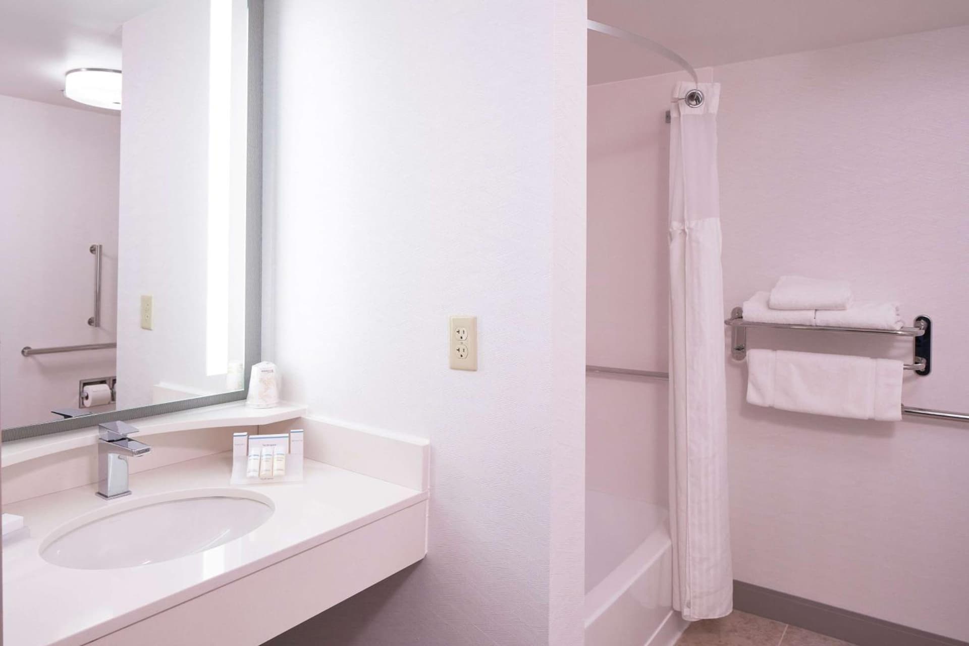 Hilton Garden Inn Evansville gallery photo in Evansville, IN — image 46