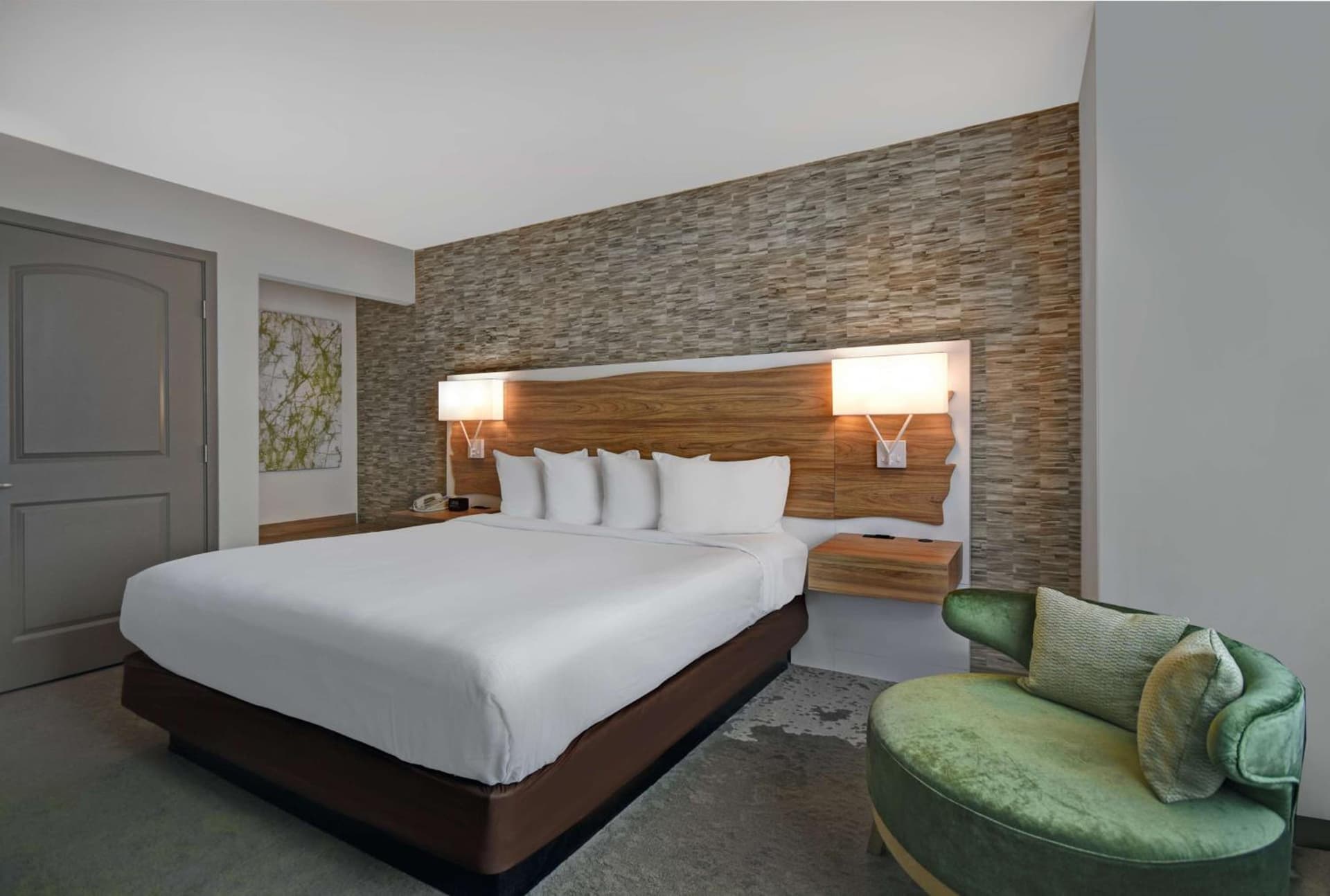 Hilton Hasbrouck Heights-Meadowlands gallery photo in Hasbrouck Heights, NJ — image 6