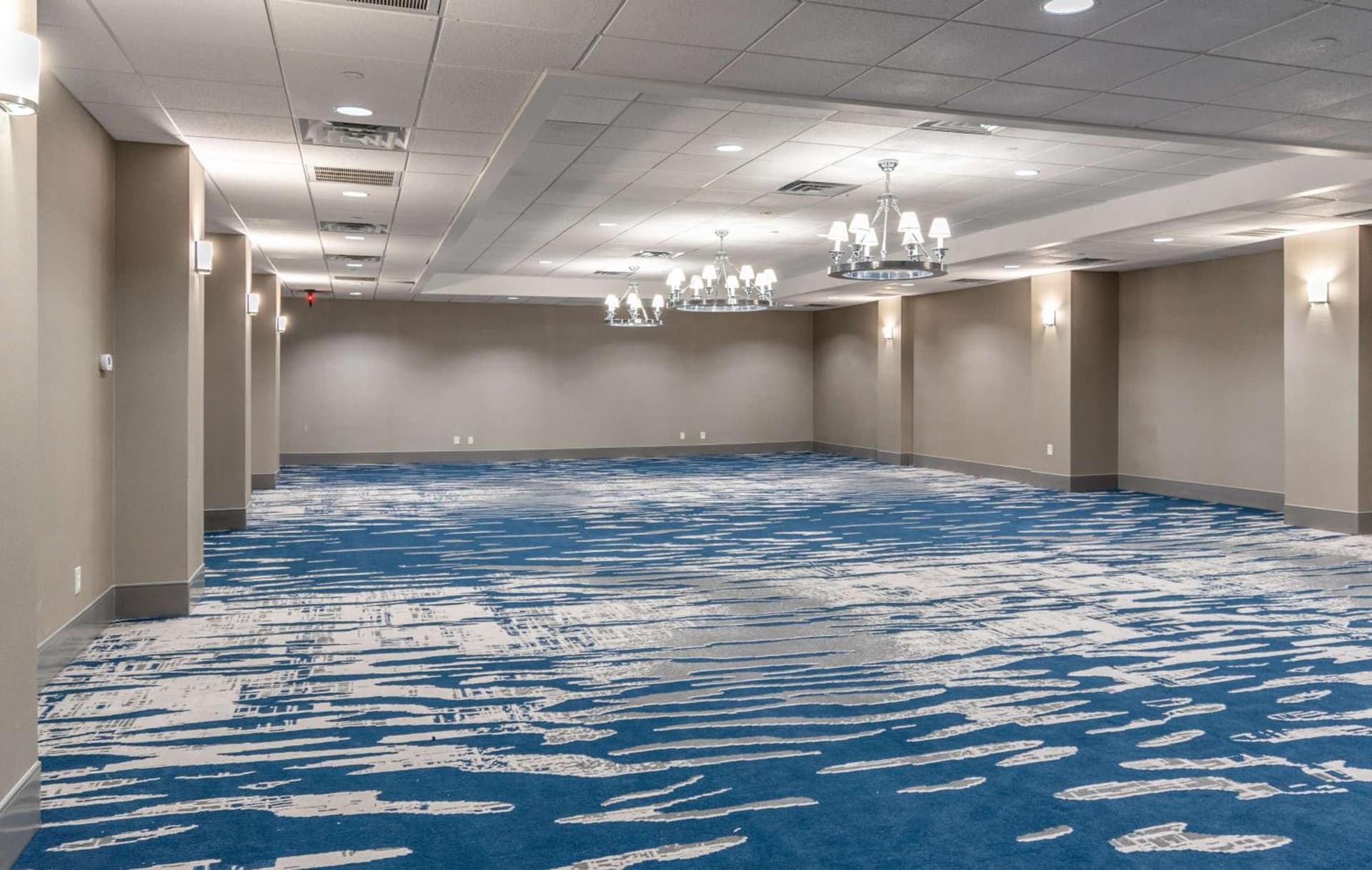 DoubleTree by Hilton New Bern - Riverfront gallery photo in New Bern, NC — image 16