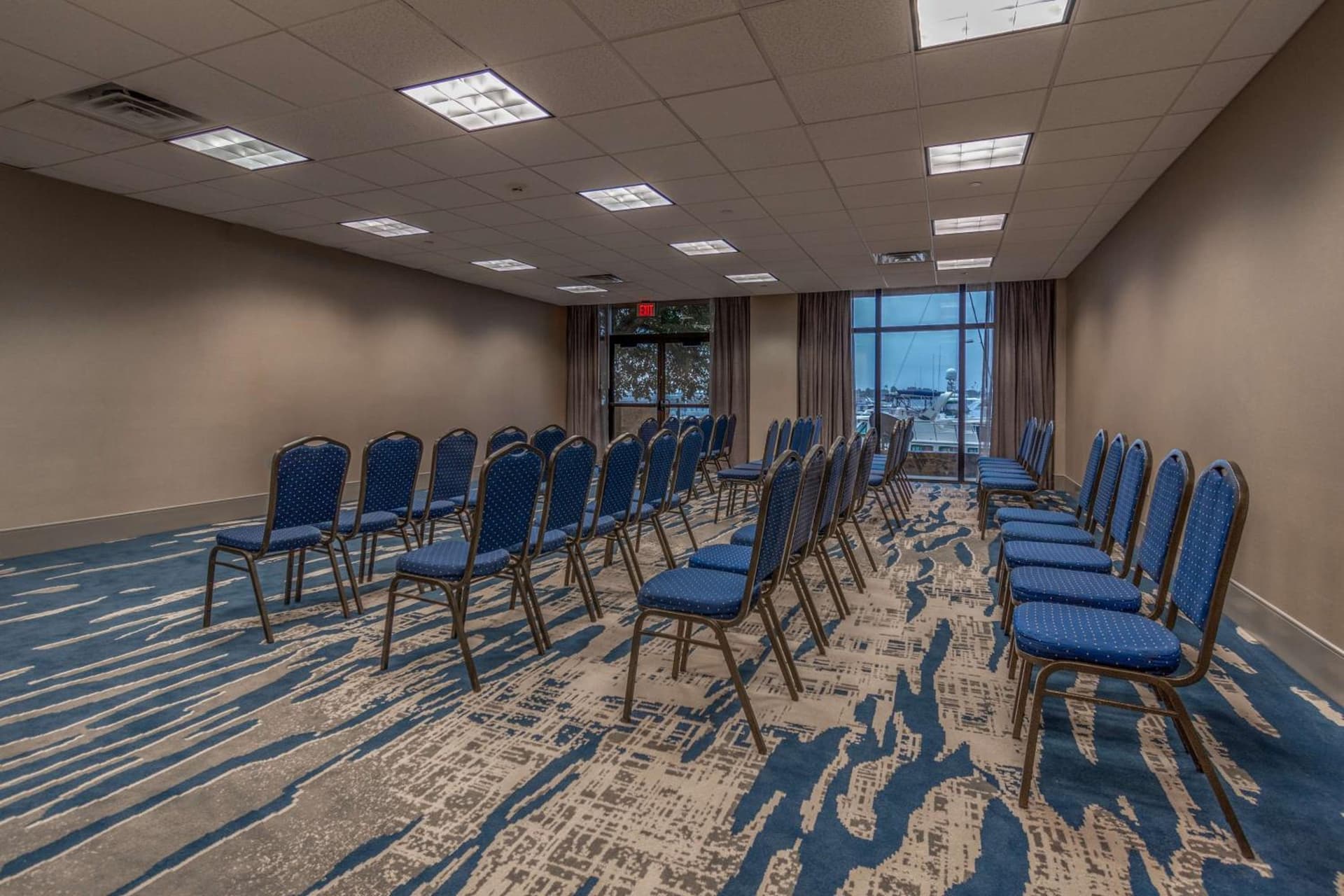 DoubleTree by Hilton New Bern - Riverfront gallery photo in New Bern, NC — image 10