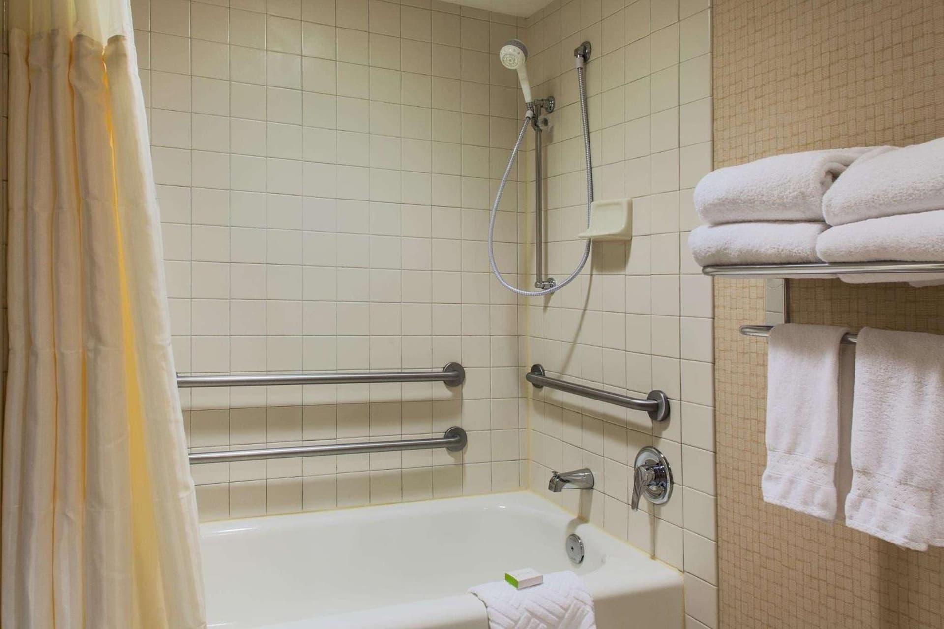 DoubleTree by Hilton Grand Junction gallery photo in Grand Junction, CO — image 52