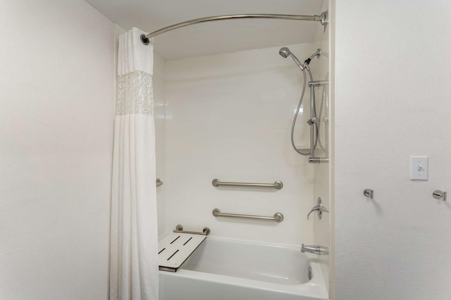Hampton Inn Groton/Mystic gallery photo in Groton, CT — image 36