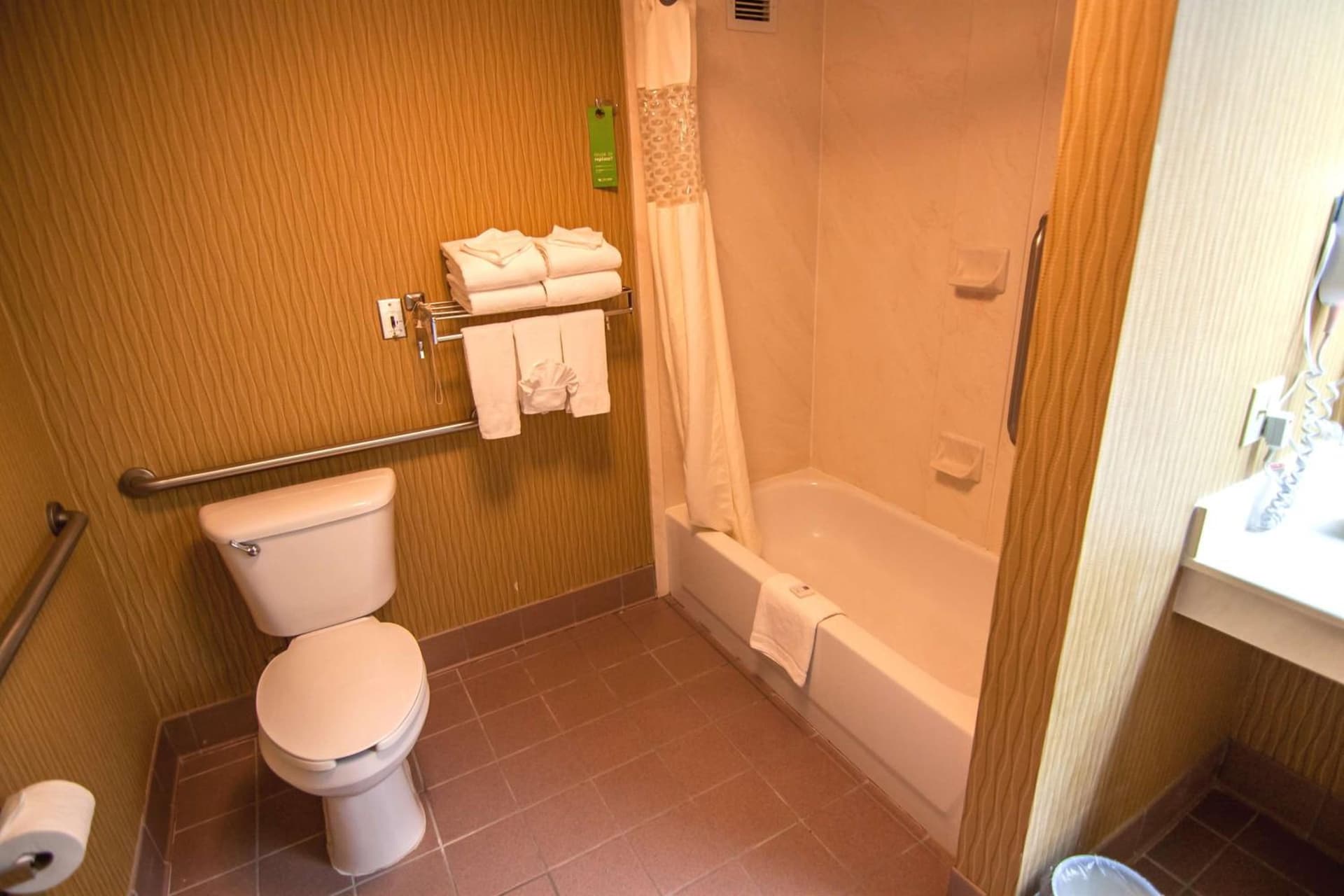 Hampton Inn Groton/Mystic gallery photo in Groton, CT — image 45