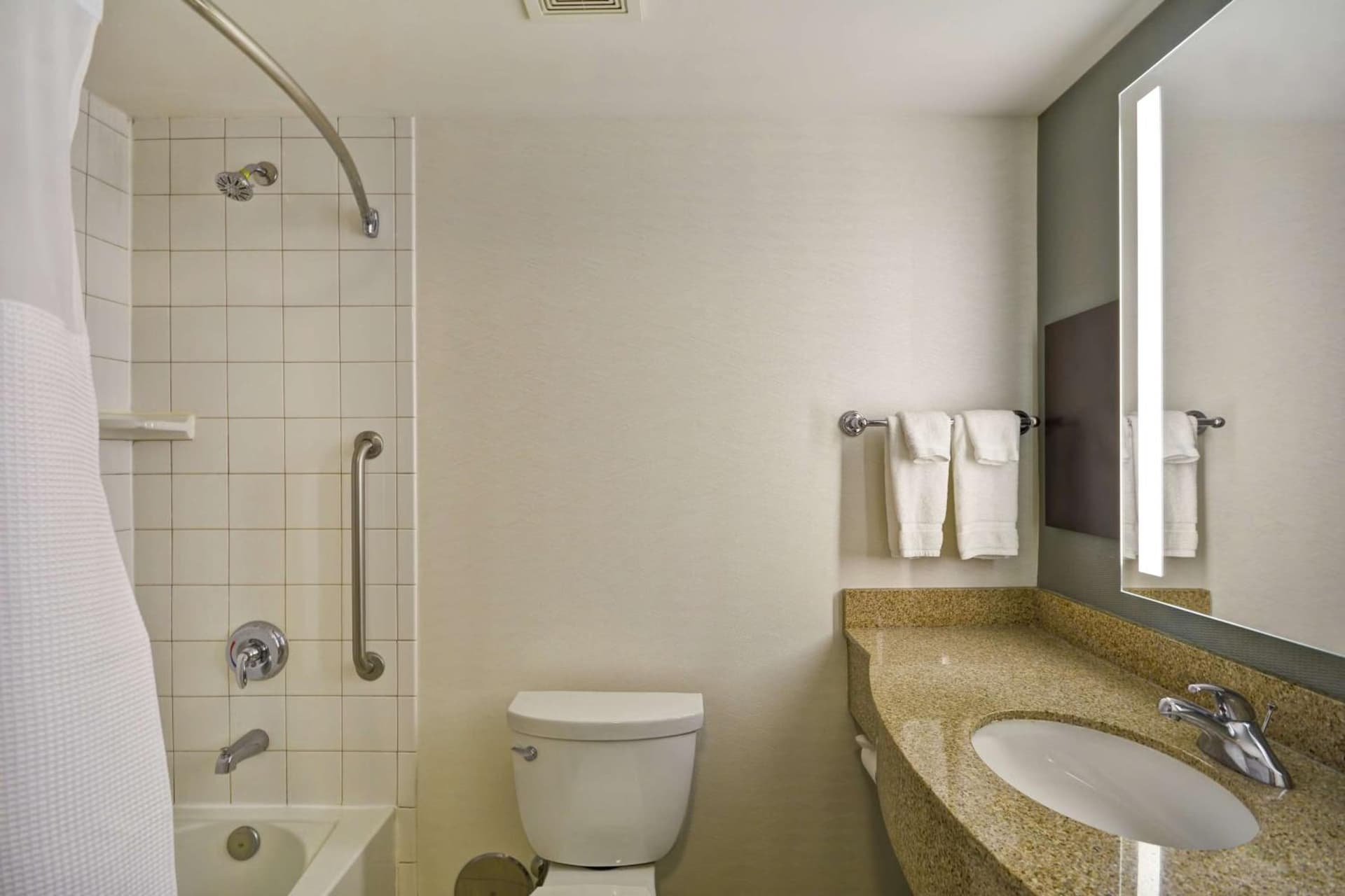 Hilton Garden Inn Gulfport - Biloxi Airport gallery photo in Gulfport, MS — image 18