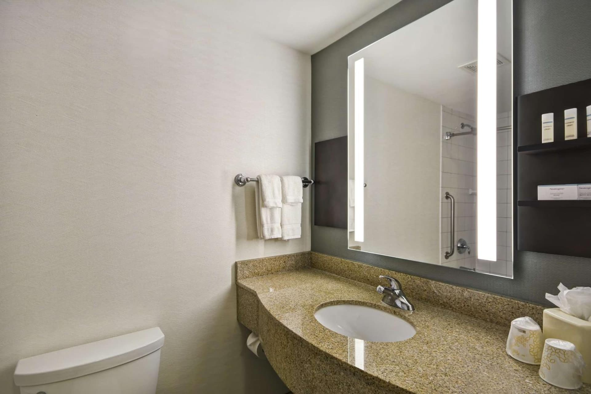 Hilton Garden Inn Gulfport - Biloxi Airport gallery photo in Gulfport, MS — image 8