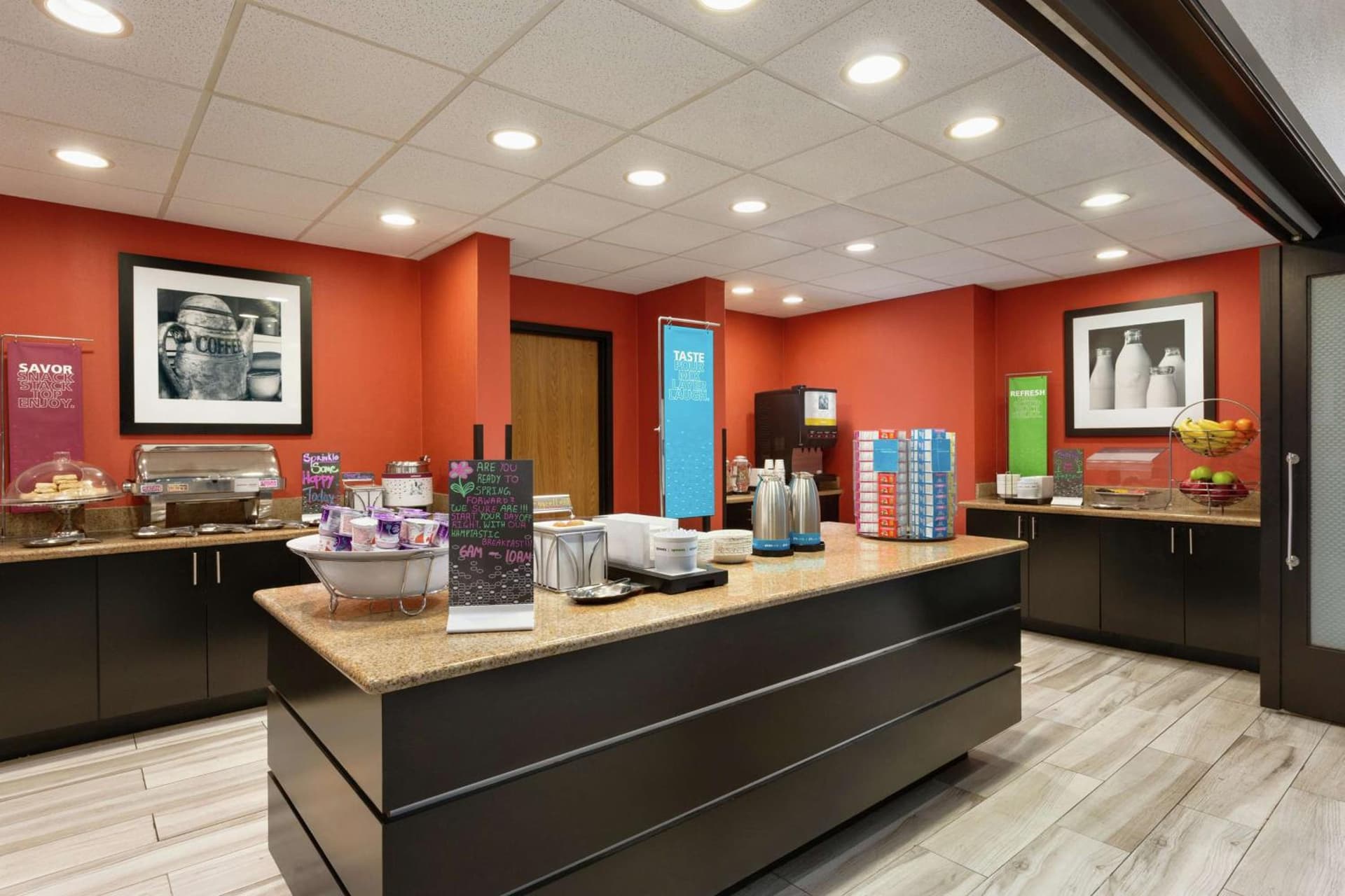 Hampton Inn and Suites Houston Clear Lake NASA gallery photo in Webster, TX — image 39