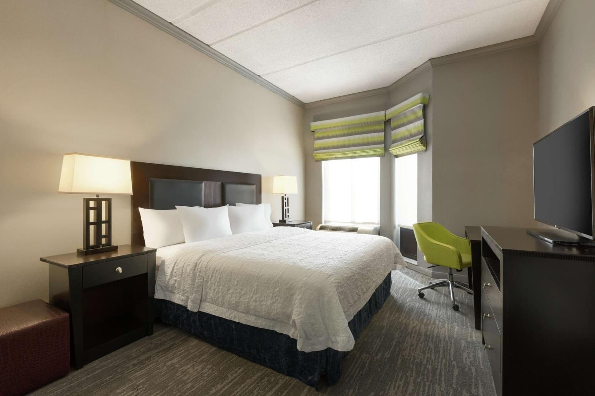 Hampton Inn and Suites Houston Clear Lake NASA gallery photo in Webster, TX — image 6