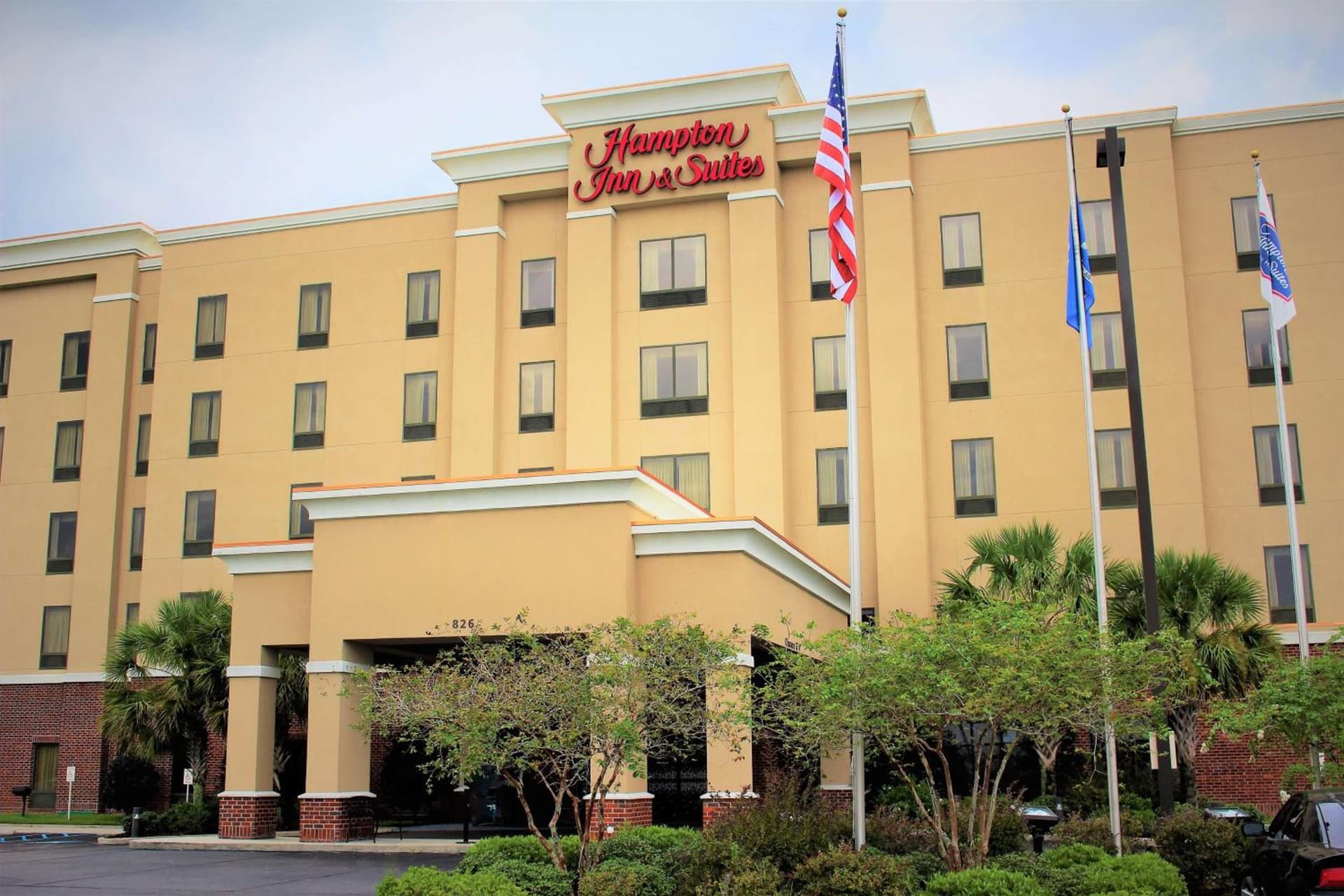 Hampton Inn & Suites Thibodaux featured exterior or lobby in Thibodaux, LA — similar hotel