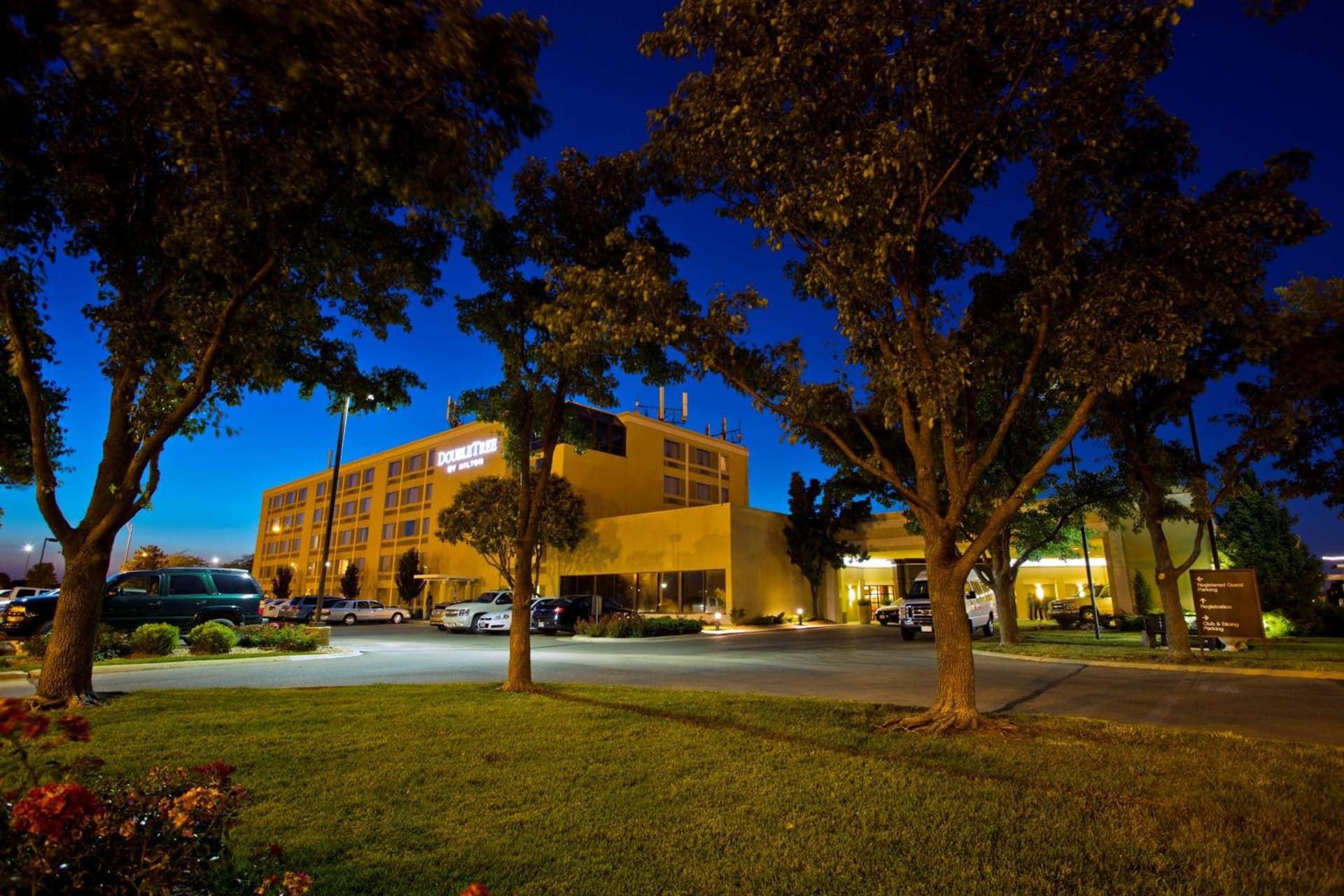 DoubleTree by Hilton Wichita Airport property views in Wichita, KS — gallery photo 3