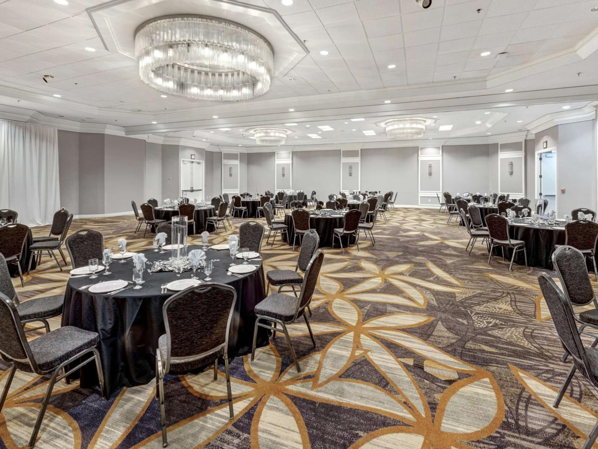 DoubleTree by Hilton Wichita Airport gallery photo in Wichita, KS — image 31