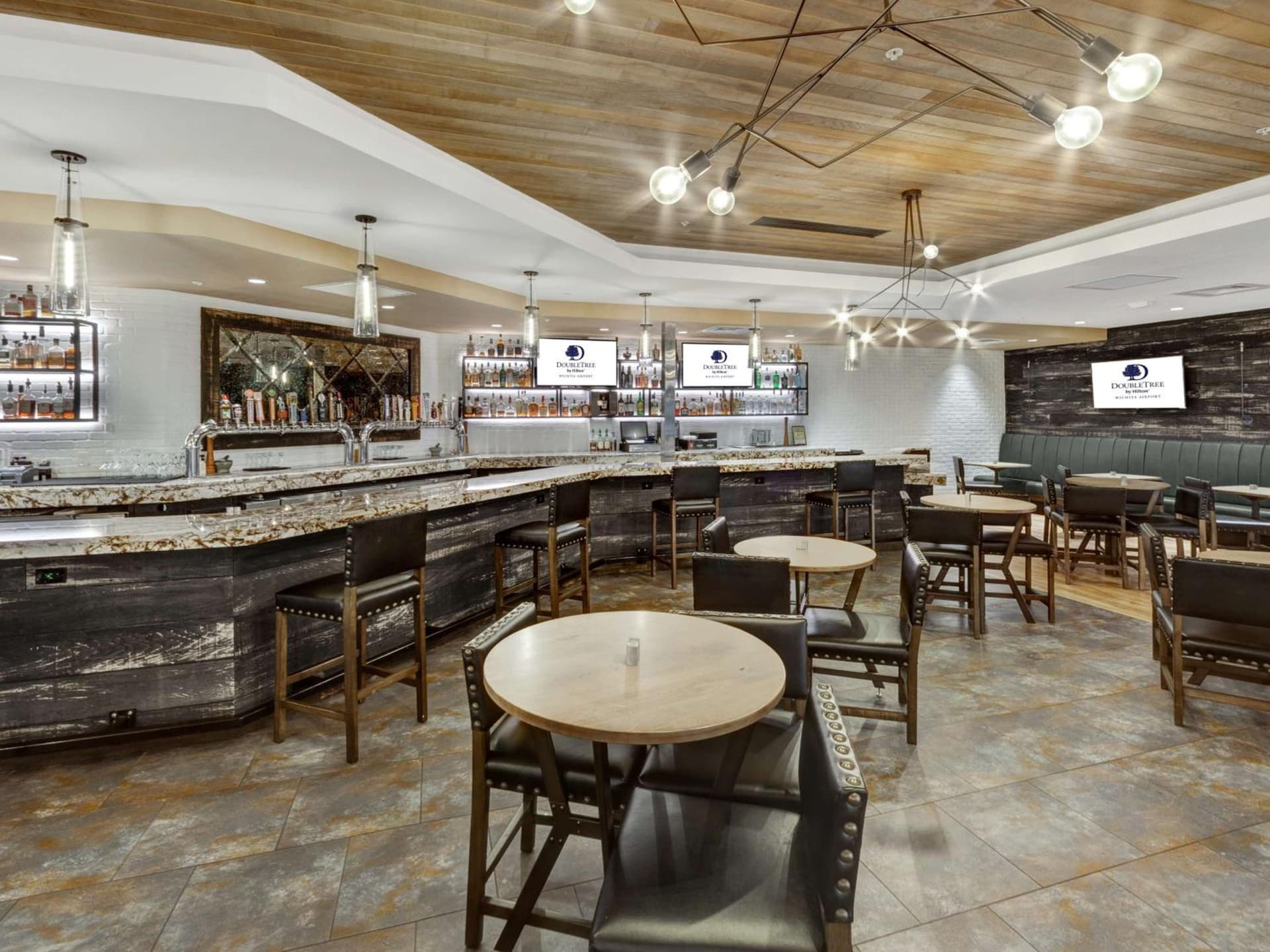 DoubleTree by Hilton Wichita Airport gallery photo in Wichita, KS — image 12
