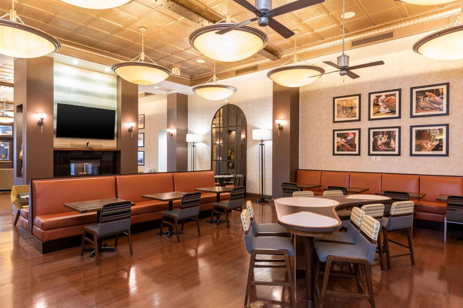 Homewood Suites by Hilton Indianapolis Downtown gallery photo in Indianapolis, IN — image 15