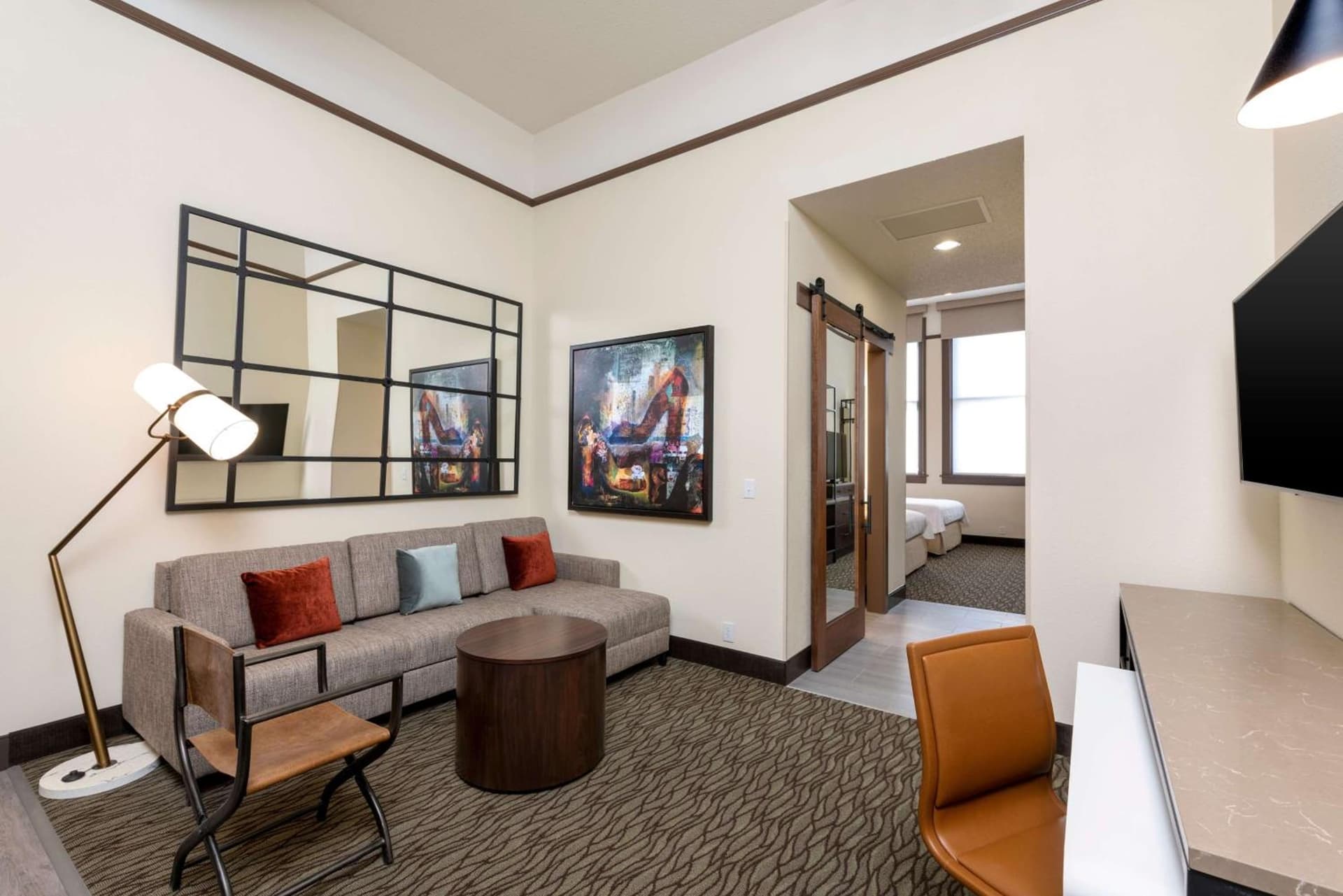 Homewood Suites by Hilton Indianapolis Downtown gallery photo in Indianapolis, IN — image 10