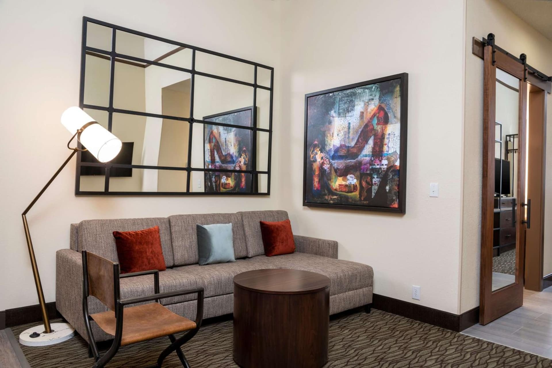 Homewood Suites by Hilton Indianapolis Downtown gallery photo in Indianapolis, IN — image 27
