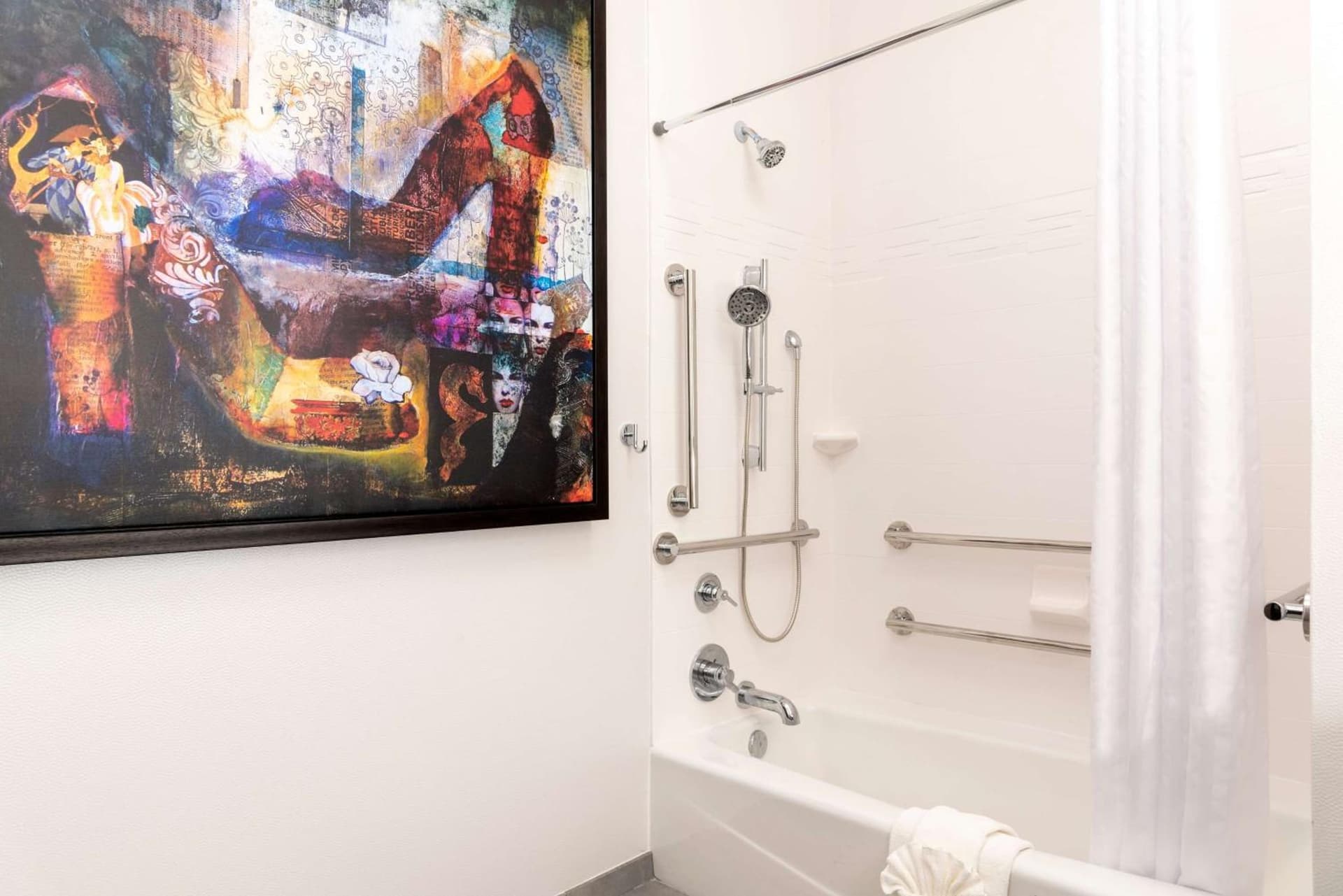 Homewood Suites by Hilton Indianapolis Downtown gallery photo in Indianapolis, IN — image 34