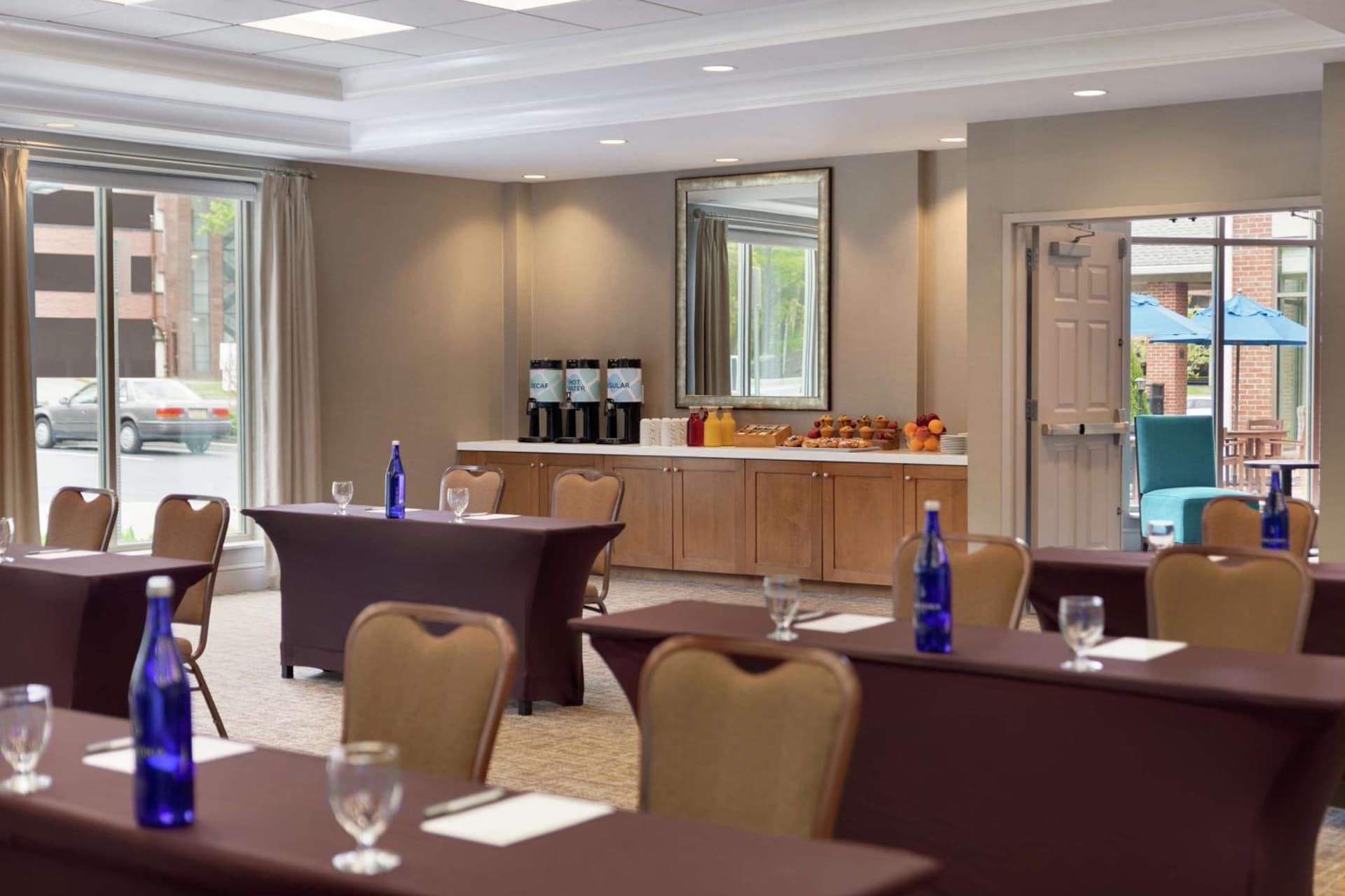 Hilton Garden Inn Stony Brook gallery photo in Stony Brook, NY — image 50