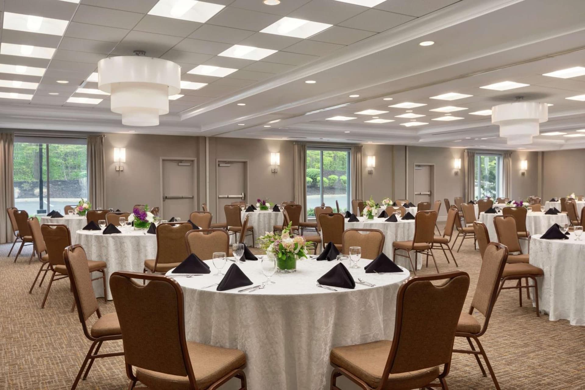 Hilton Garden Inn Stony Brook gallery photo in Stony Brook, NY — image 17